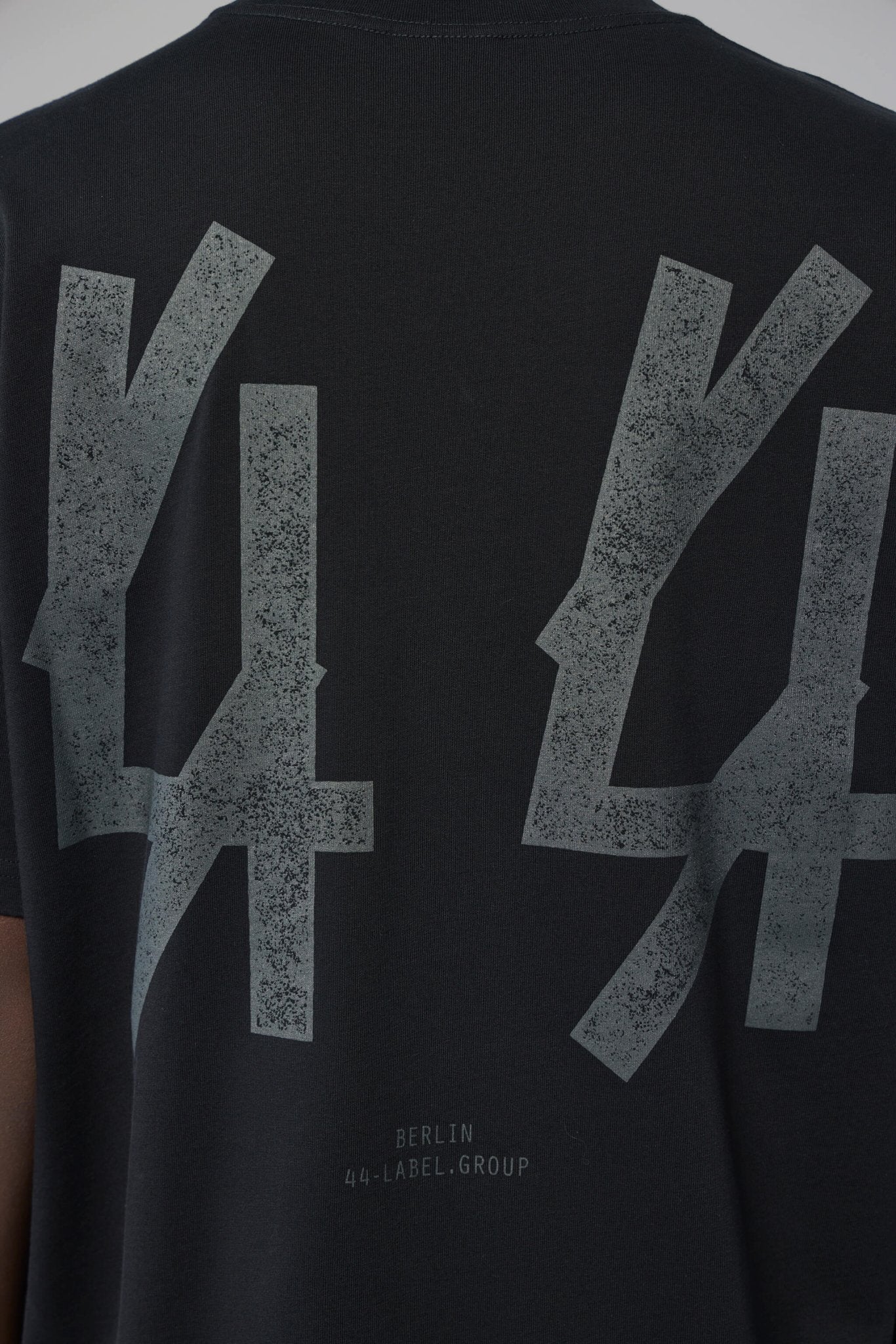 44 Label Group - Tee Jersey Black + Blacklisted Antracite - LABELS