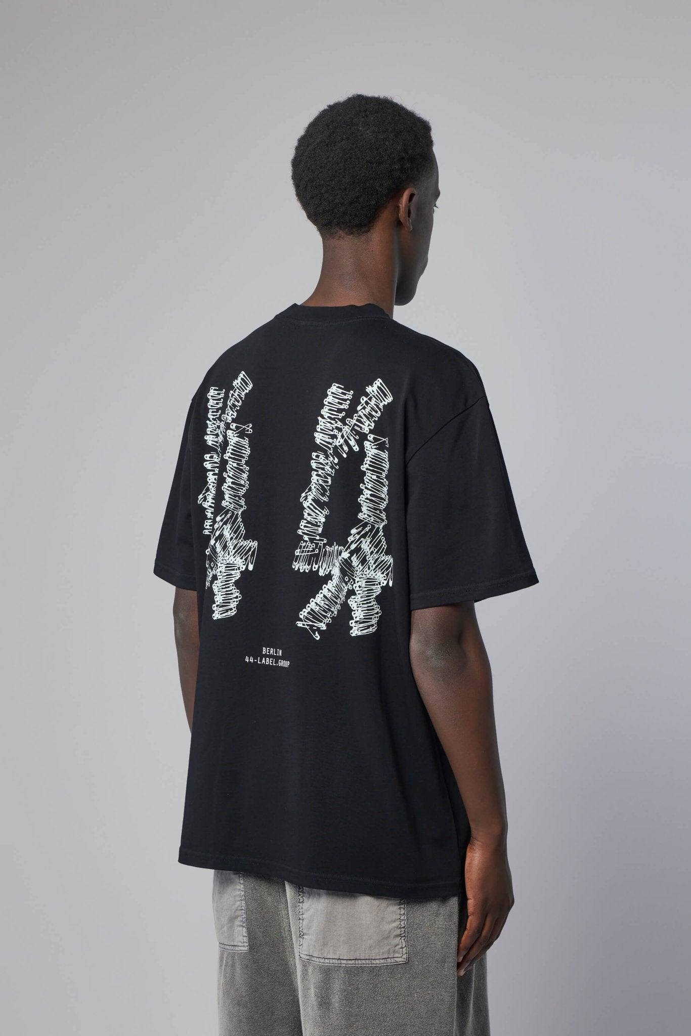 44 Label Group - Tee Jersey Black + Pins Dirty White - LABELS