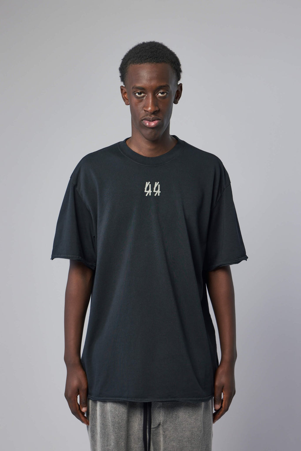 44 Label Group - Tee Jersey Faded Black + 44 Stamp Dirty White - LABELS