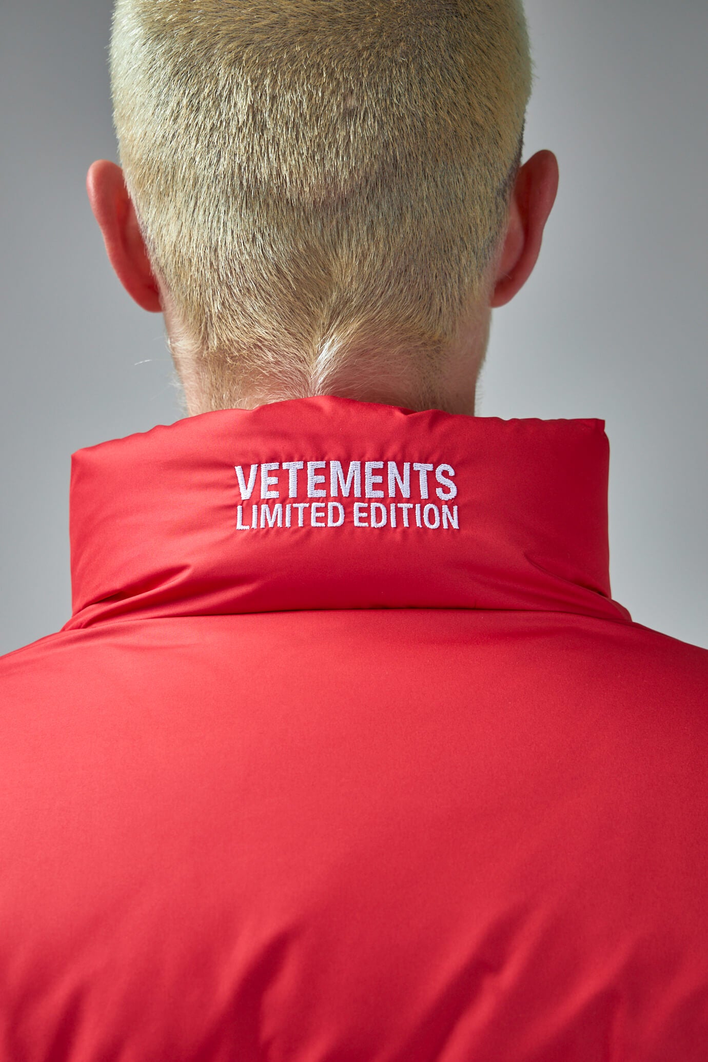 Vetements Hot Pink Logo Puffer Jacket – LABELS