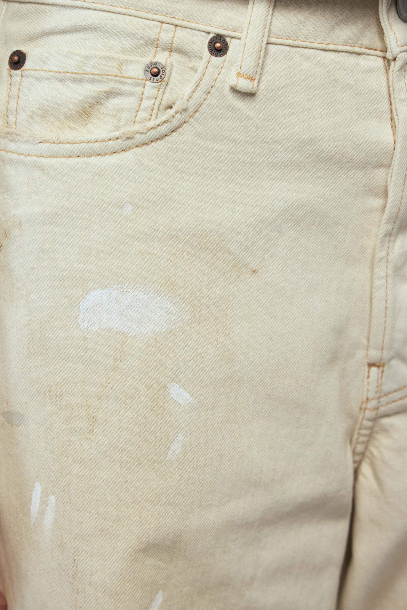 Acne Studios - 1981 U White Trafalgar - LABELS
