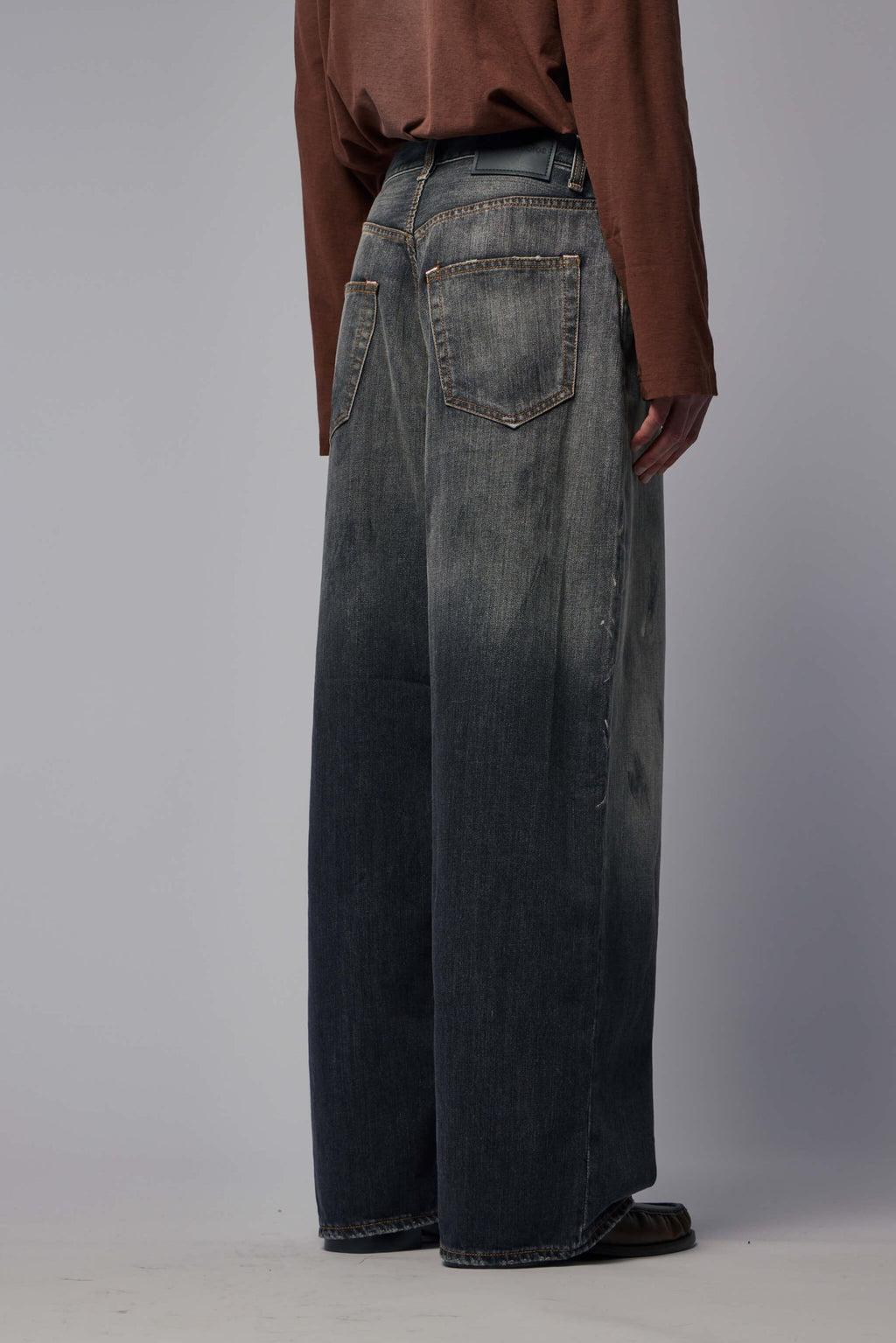 Acne Studios - 2023 U Black Trafalgar - LABELS