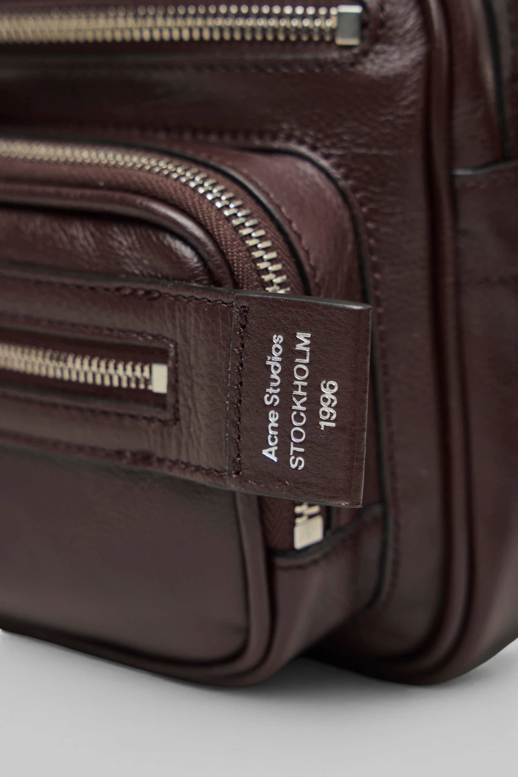 Acne Studios - Camero Party Suede V - LABELS