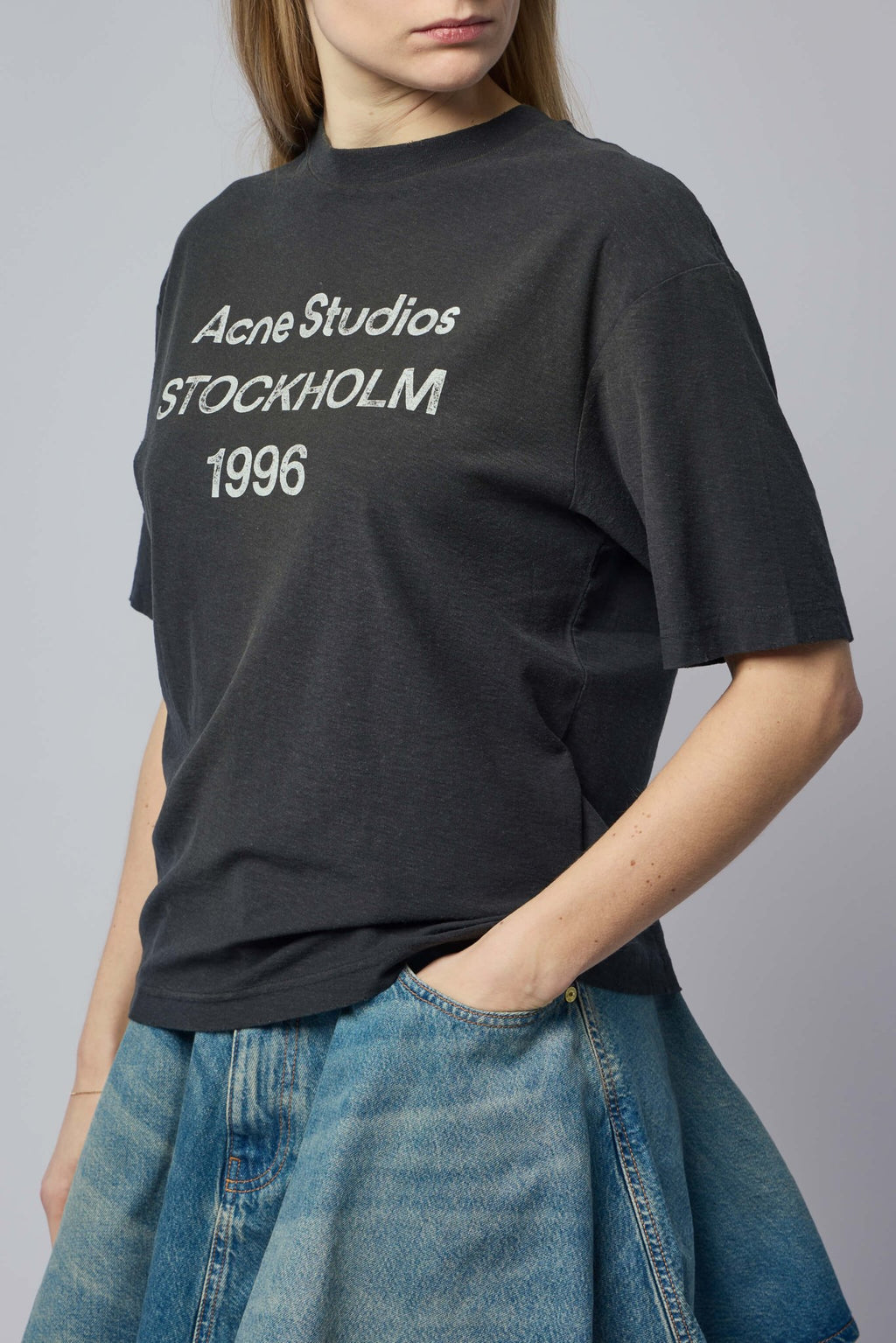 Acne Studios - Logo T-shirt - LABELS