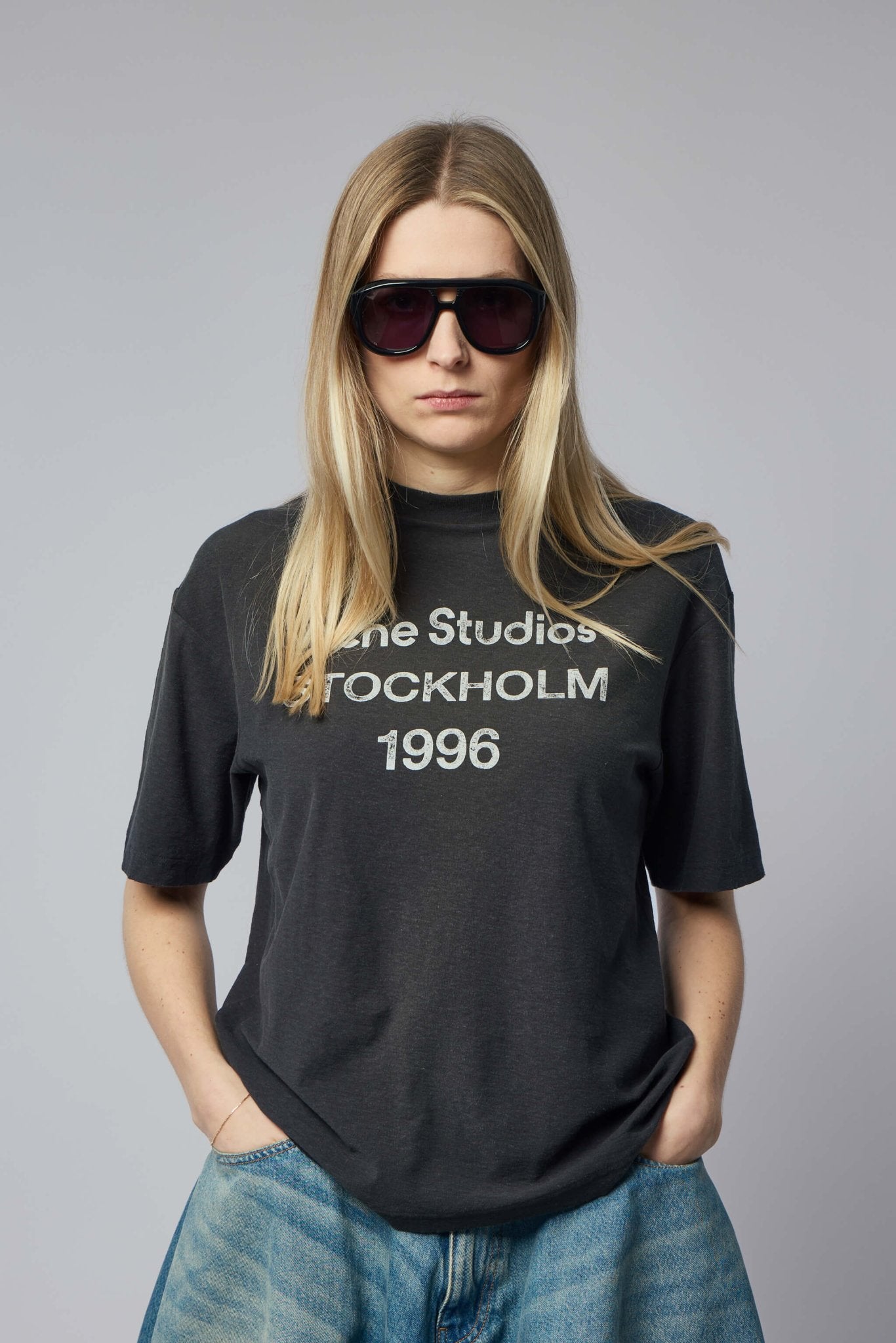 Acne Studios - Logo T-shirt - LABELS