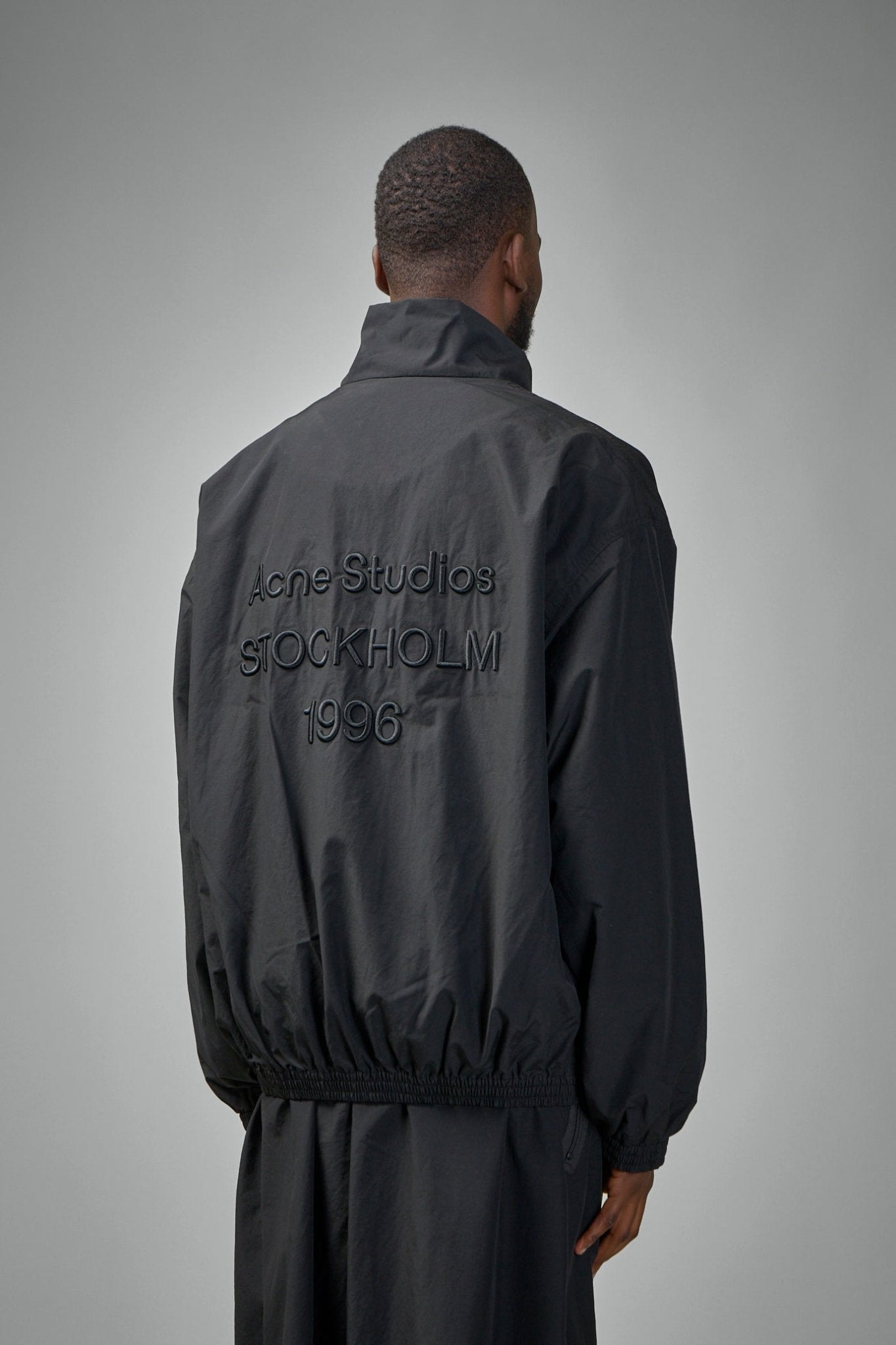 Acne Studios STOCKHOLMブラックジャケット Acne Studios - Wool logo jumper - Black/black