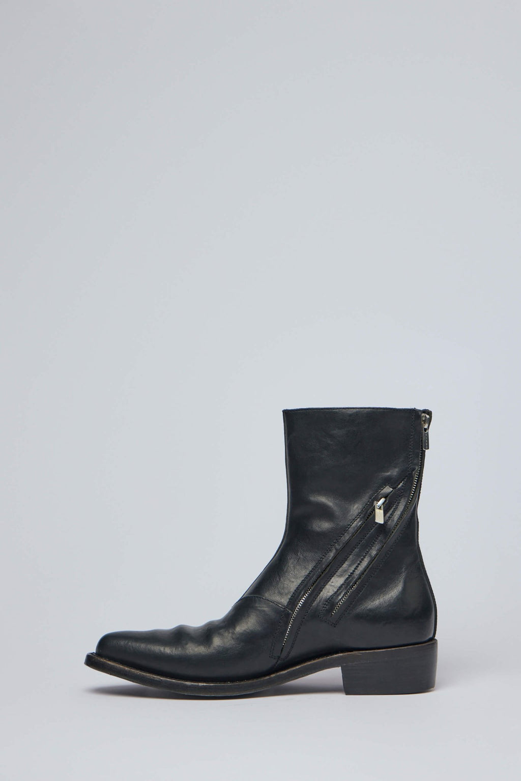 Adicianno Veventitre A1923 - Point Boot - LABELS