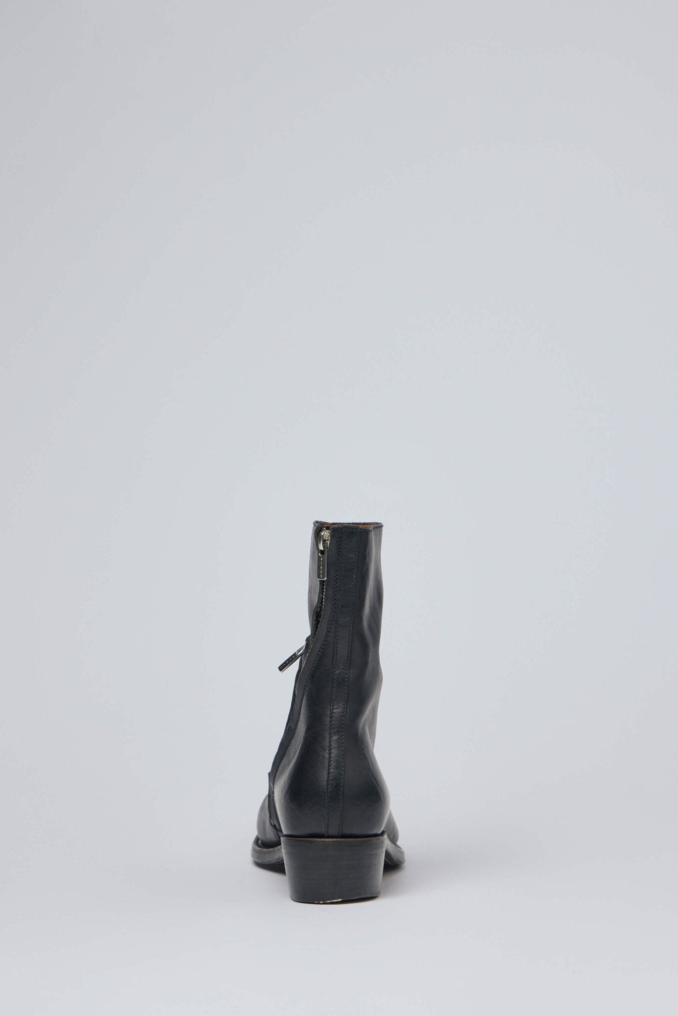 Adicianno Veventitre A1923 - Point Boot - LABELS