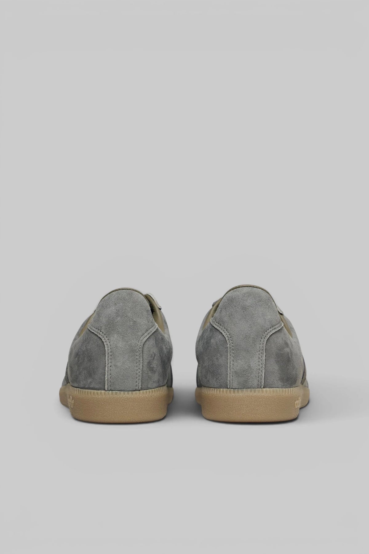 Adidas Originals BW Army leather sneaker, front toe view