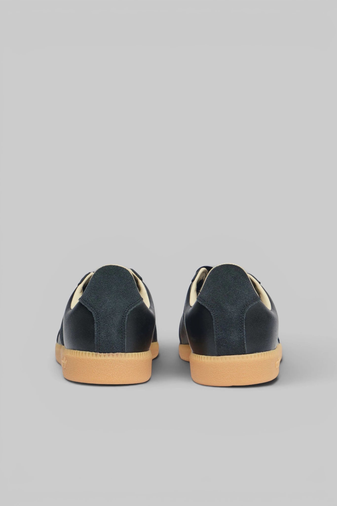 Adidas Originals - KW Army - LABELS