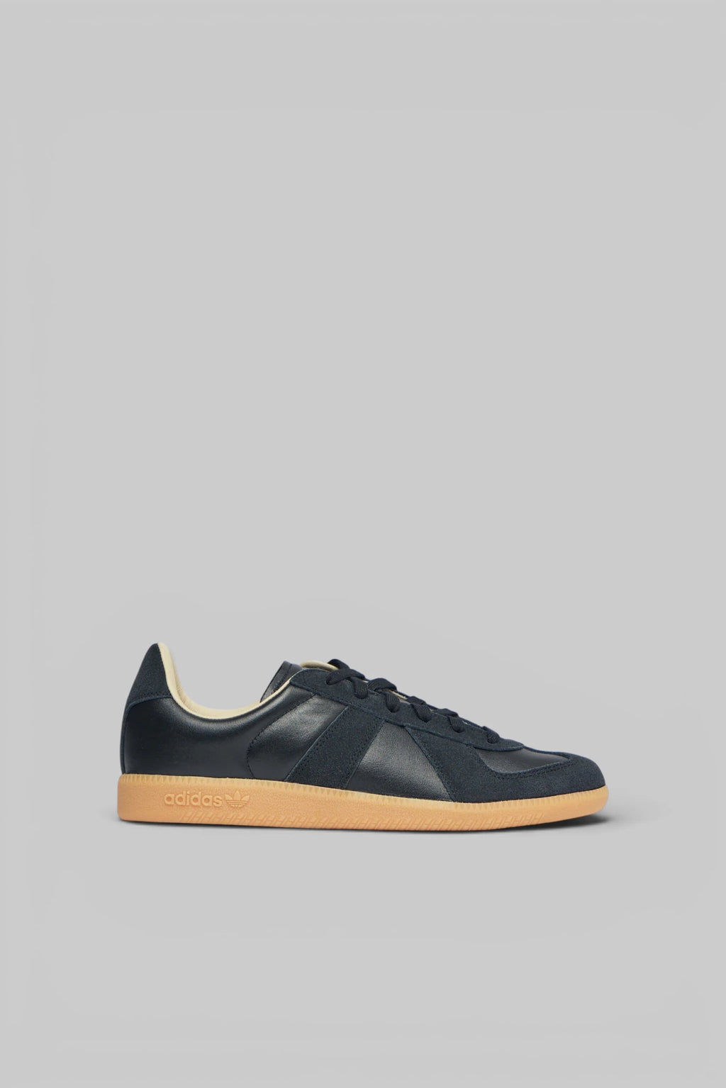 Adidas Originals - KW Army - LABELS