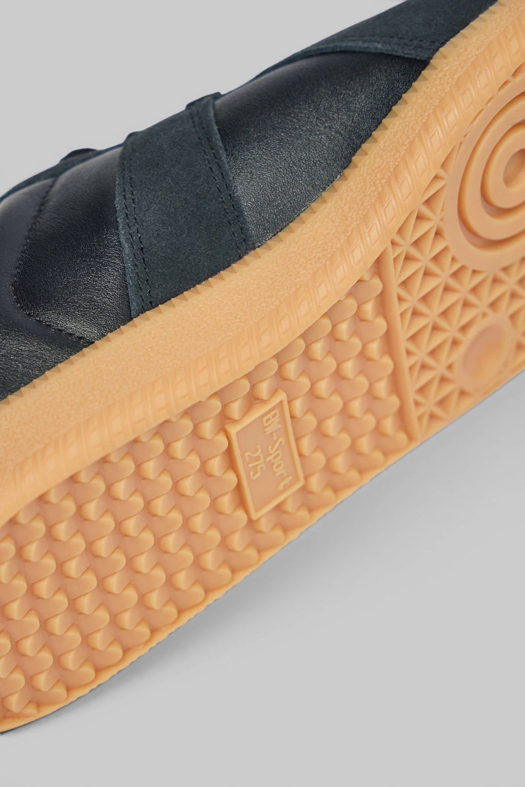 Adidas Originals - KW Army - LABELS