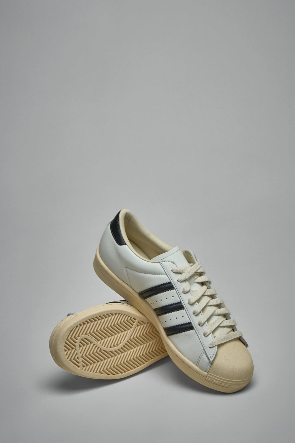 Adidas Originals - Superstar Vintage - LABELS