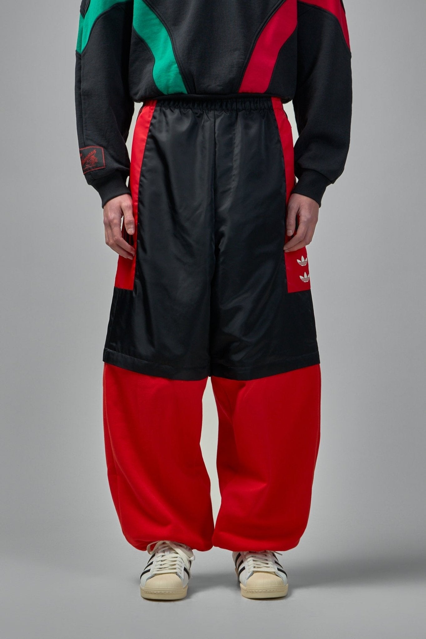 パンツ Willy Chavarria x adidas Track Pants Adidas Originals x Willy Chavarria Fleece Trackpants – LABELS