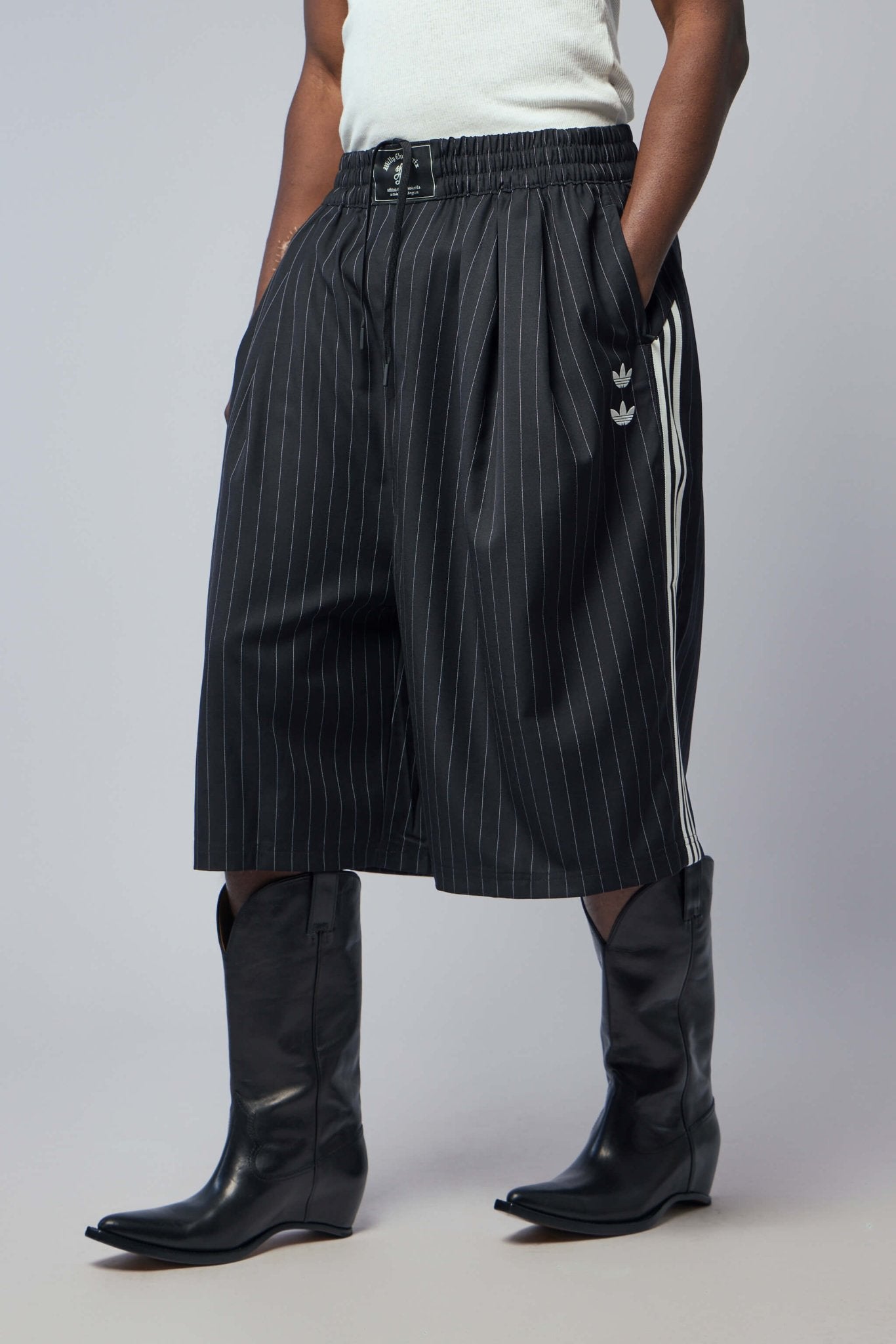 Adidas Originals X Willy Chavarria - Wc Pinst Short - LABELS