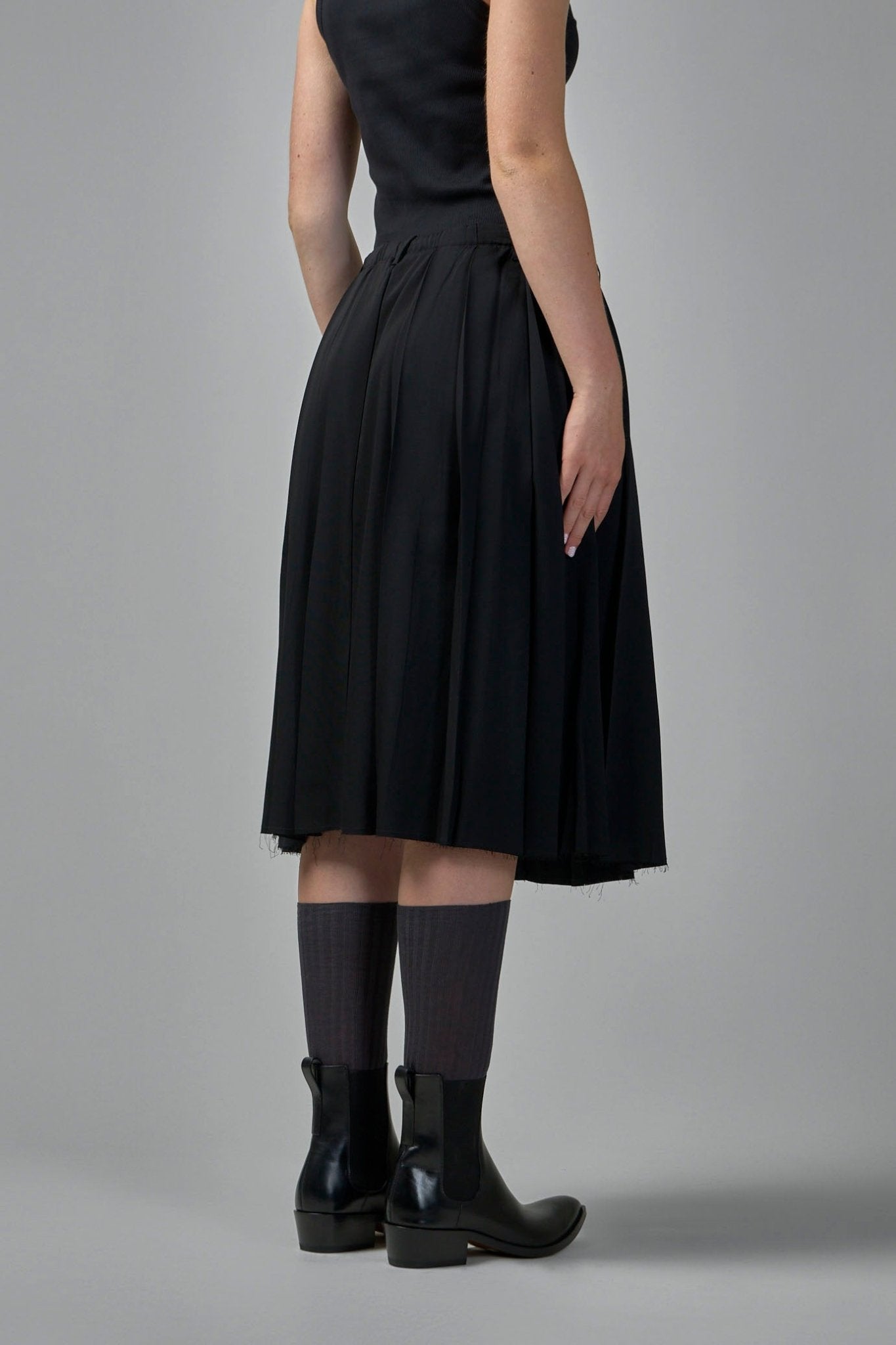 Adnym Midi Skirts - Lach Kilt Pleated Design – LABELS