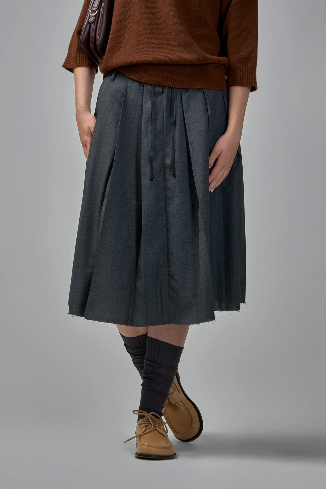 Adnym Midi Skirts - Lach Kilt with Wide Pleats – LABELS