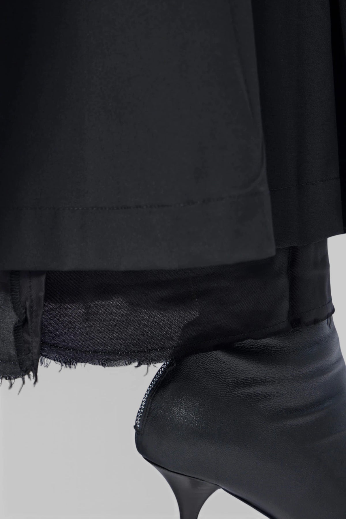 Adnym - Mousta Kilt - LABELS