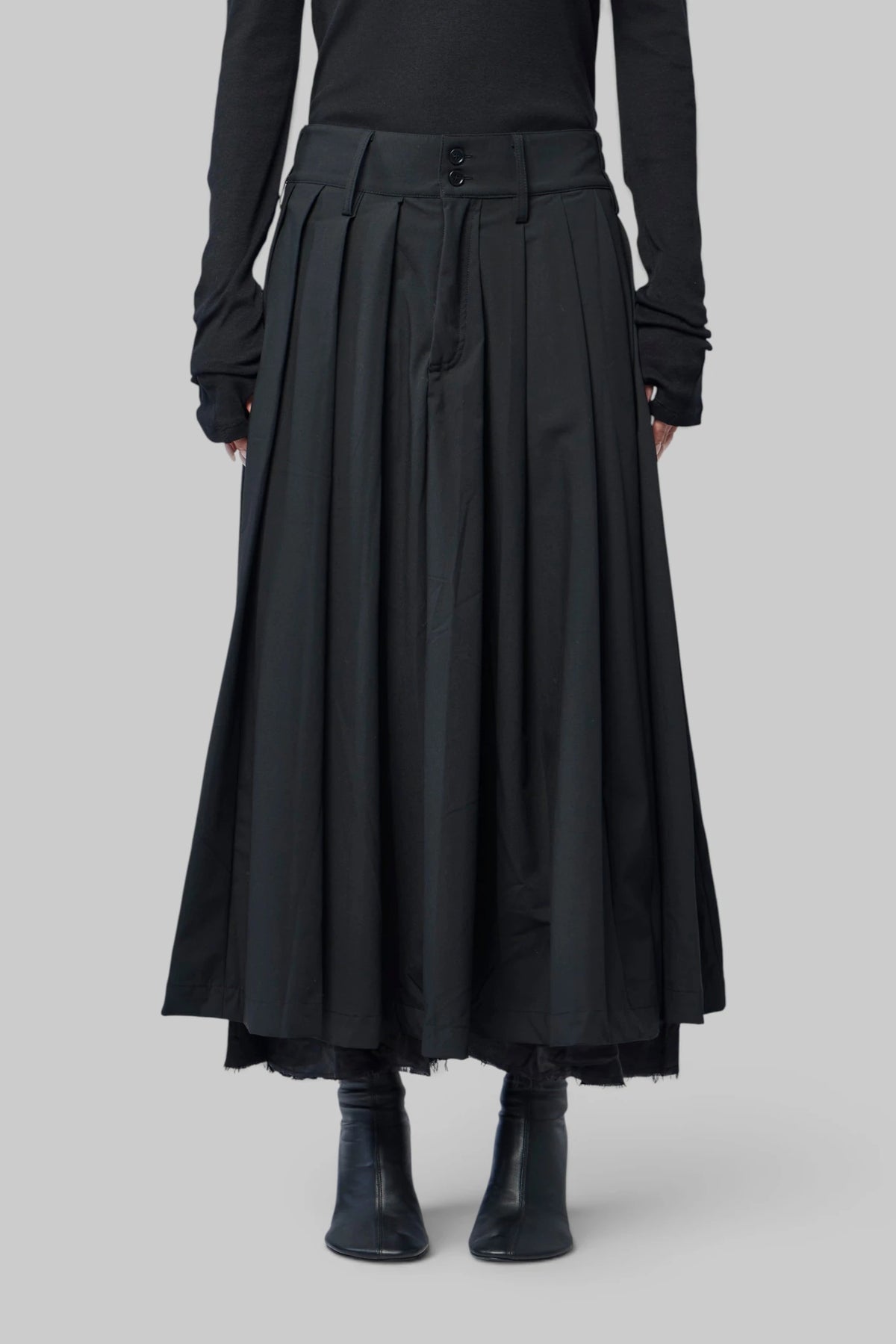 Adnym - Mousta Kilt - LABELS