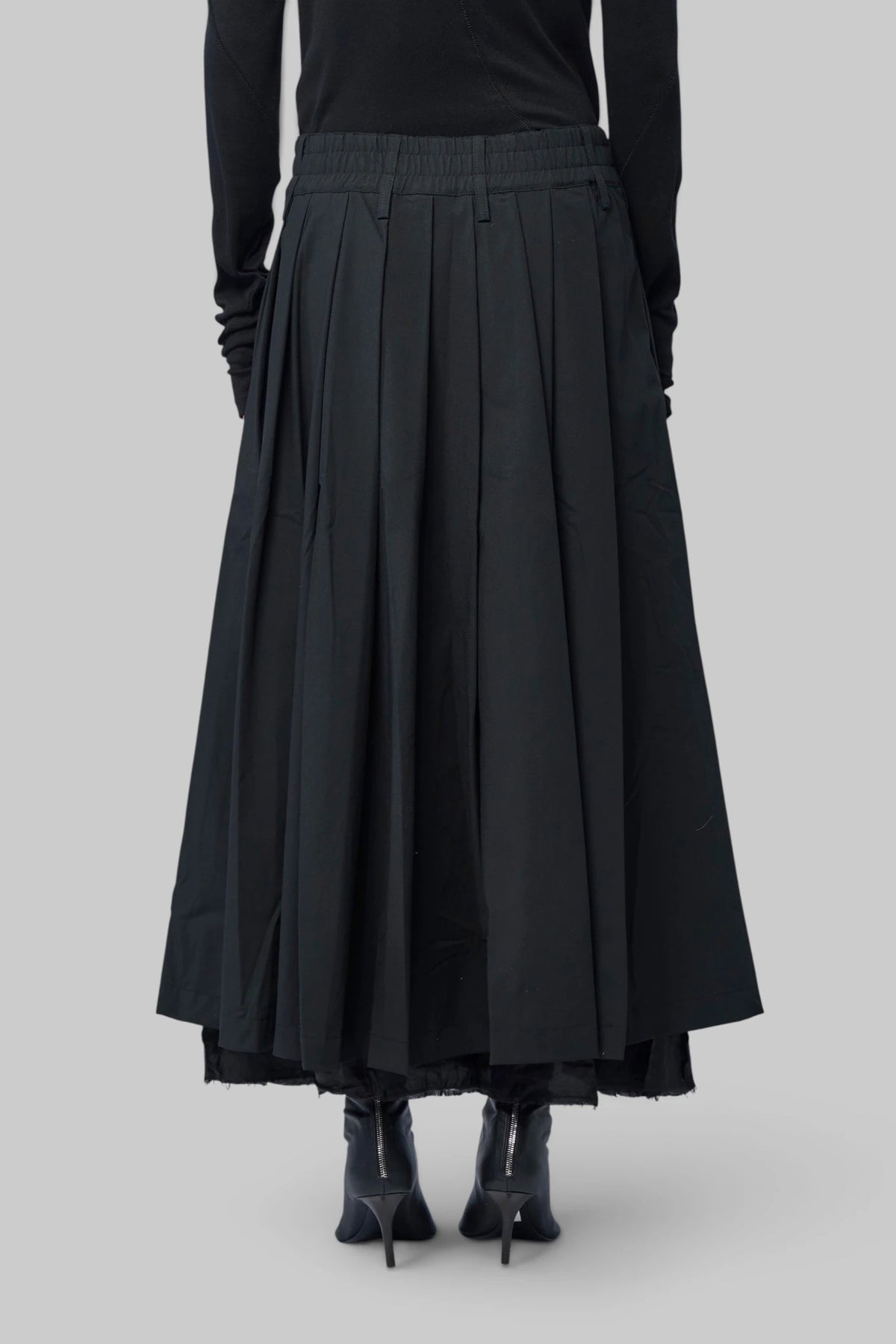 Adnym - Mousta Kilt - LABELS