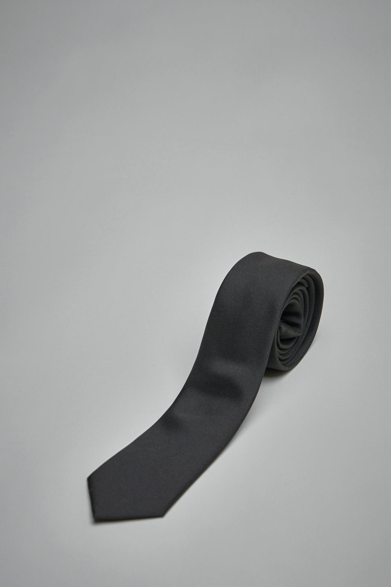 Adnym - Tie - LABELS