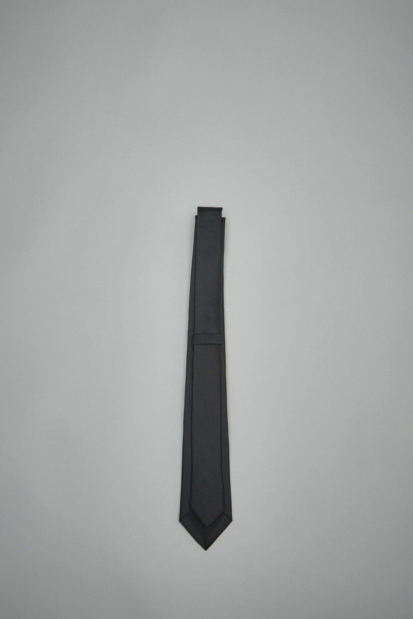 Adnym - Tie - LABELS