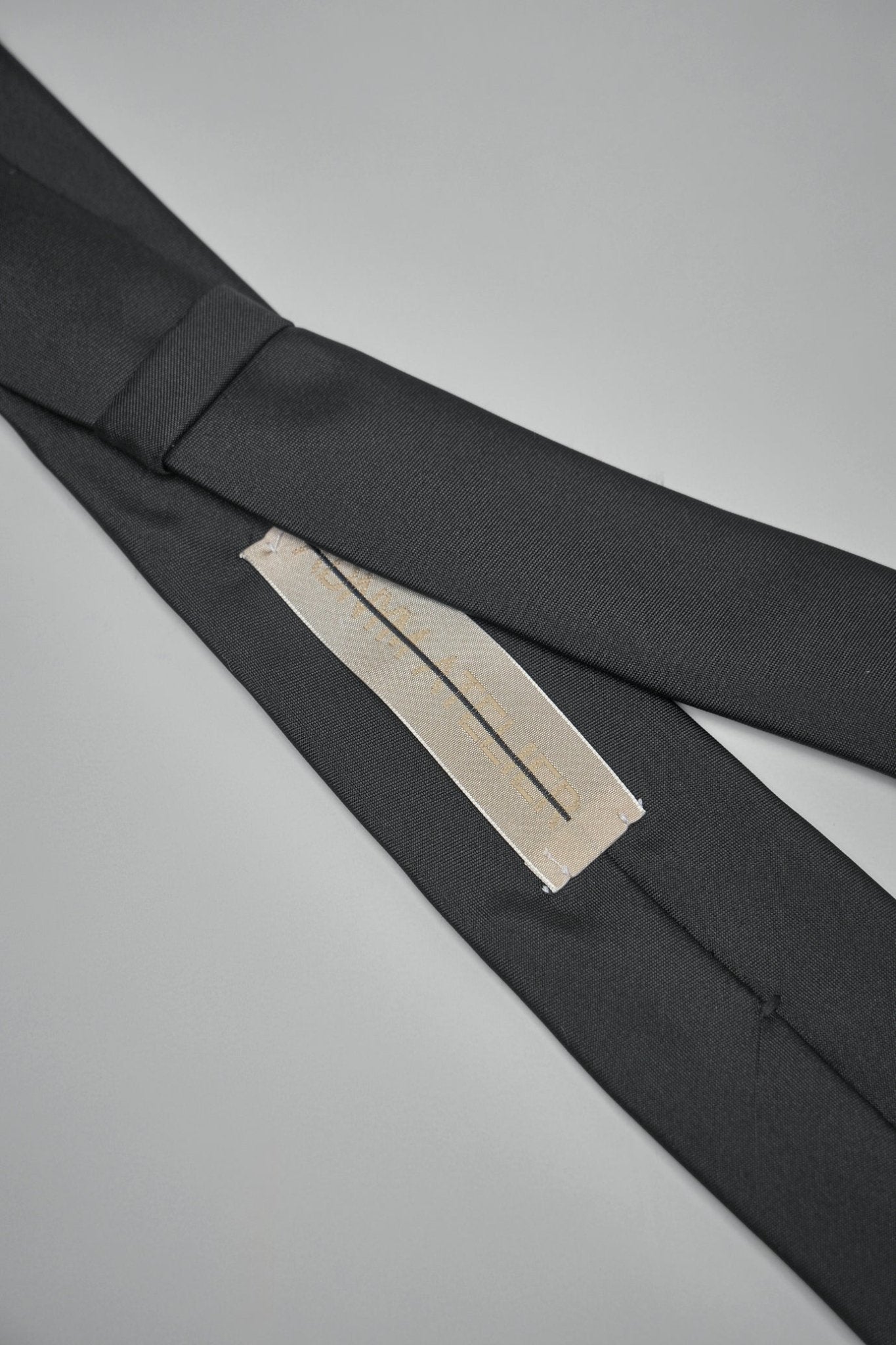 Adnym - Tie - LABELS