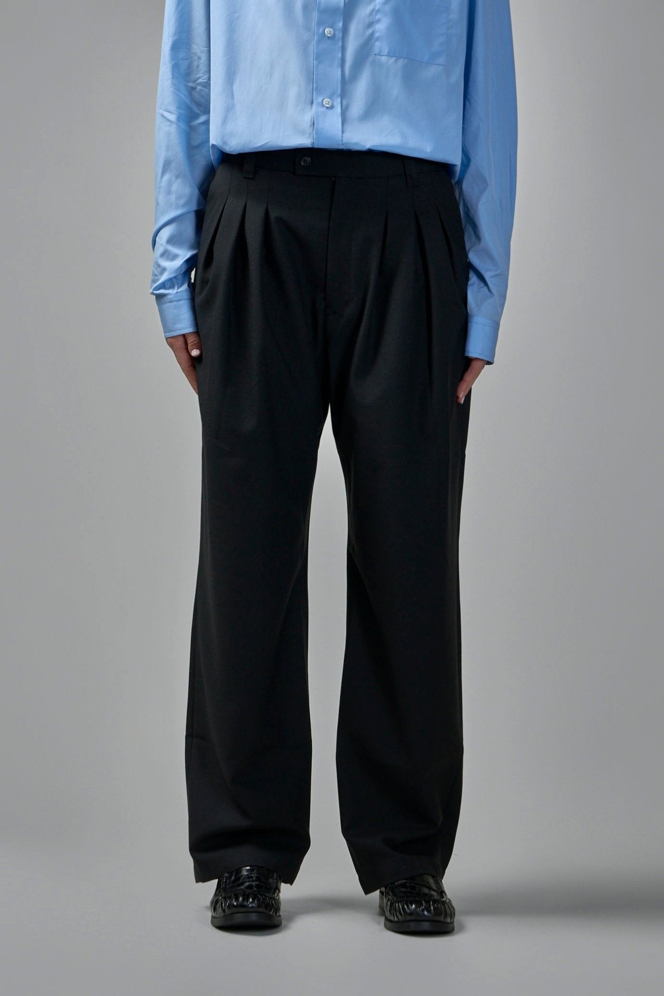 Adnym - Tuck Trouser - LABELS