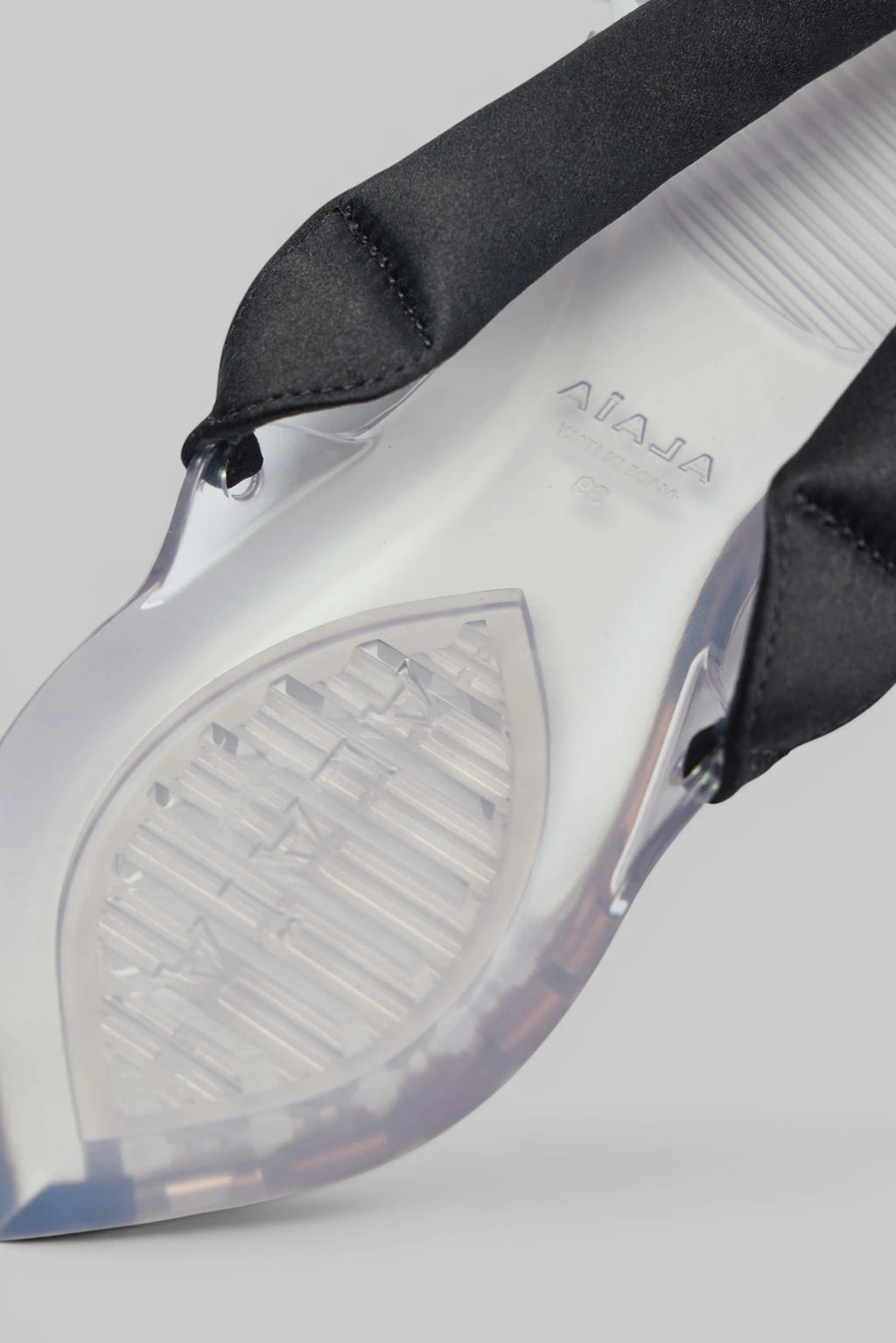 Alaïa - Invisible Padded Tongs - LABELS