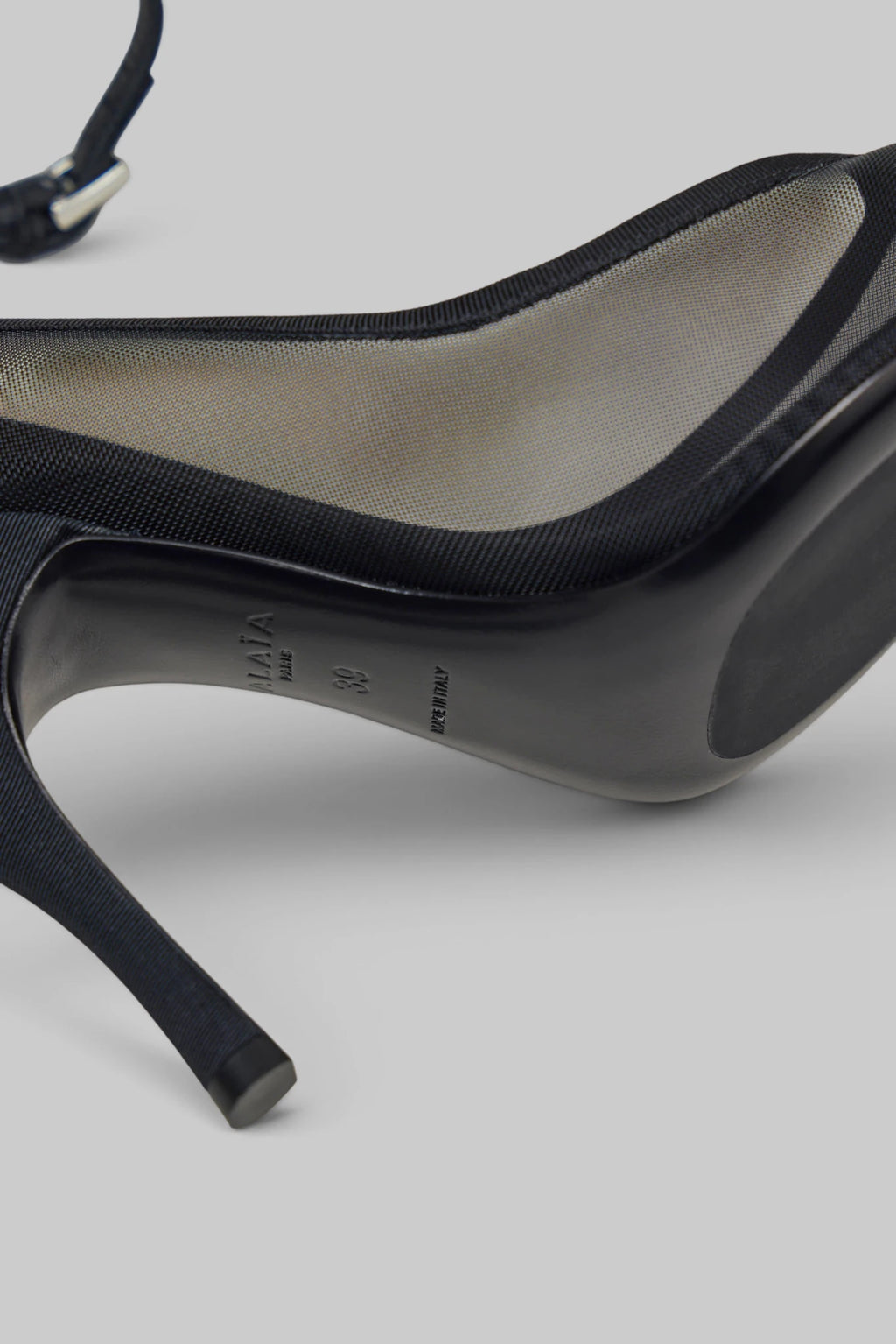 Alaïa - Nude Pumps 100 - LABELS