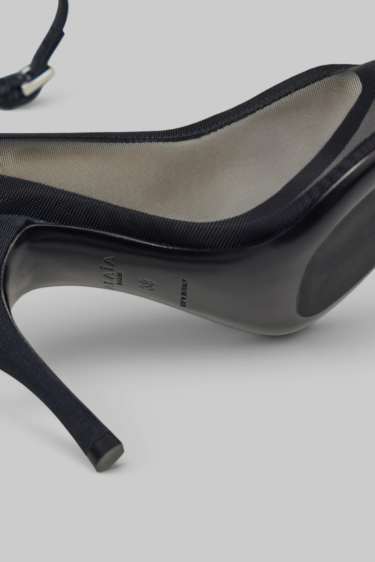 Alaïa - Nude Pumps 100 - LABELS