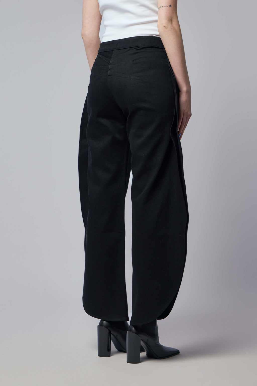 Alaïa - Petal Pants - LABELS