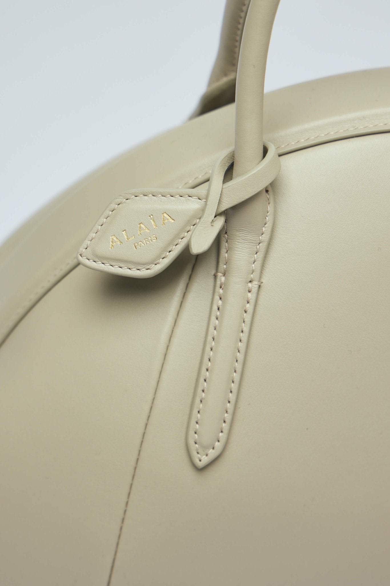 Alaïa - Purse Small Top Handle - LABELS