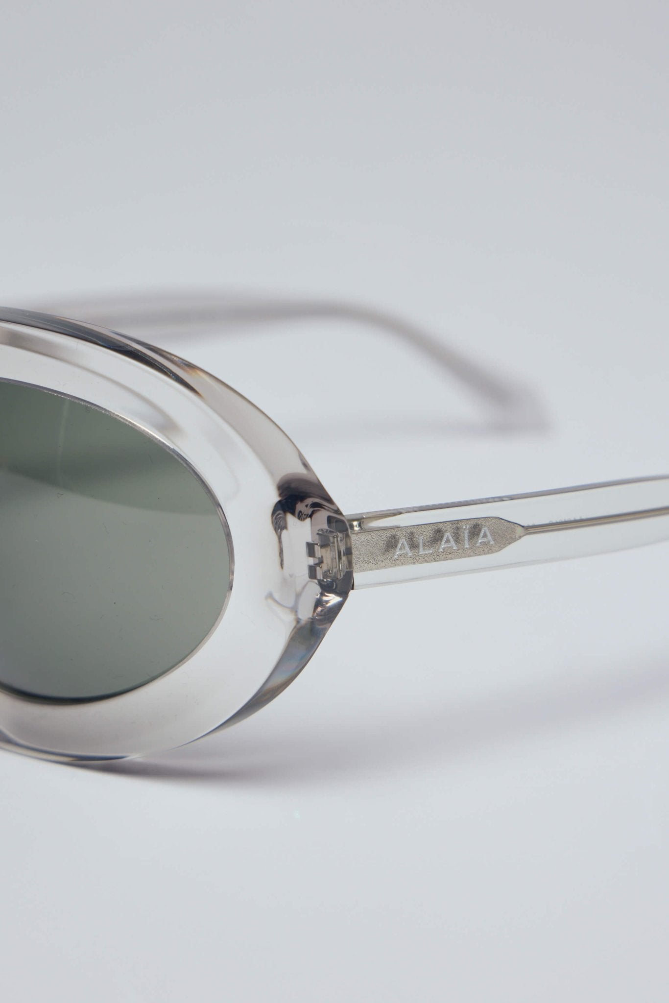 Alaïa - Round 101 - LABELS