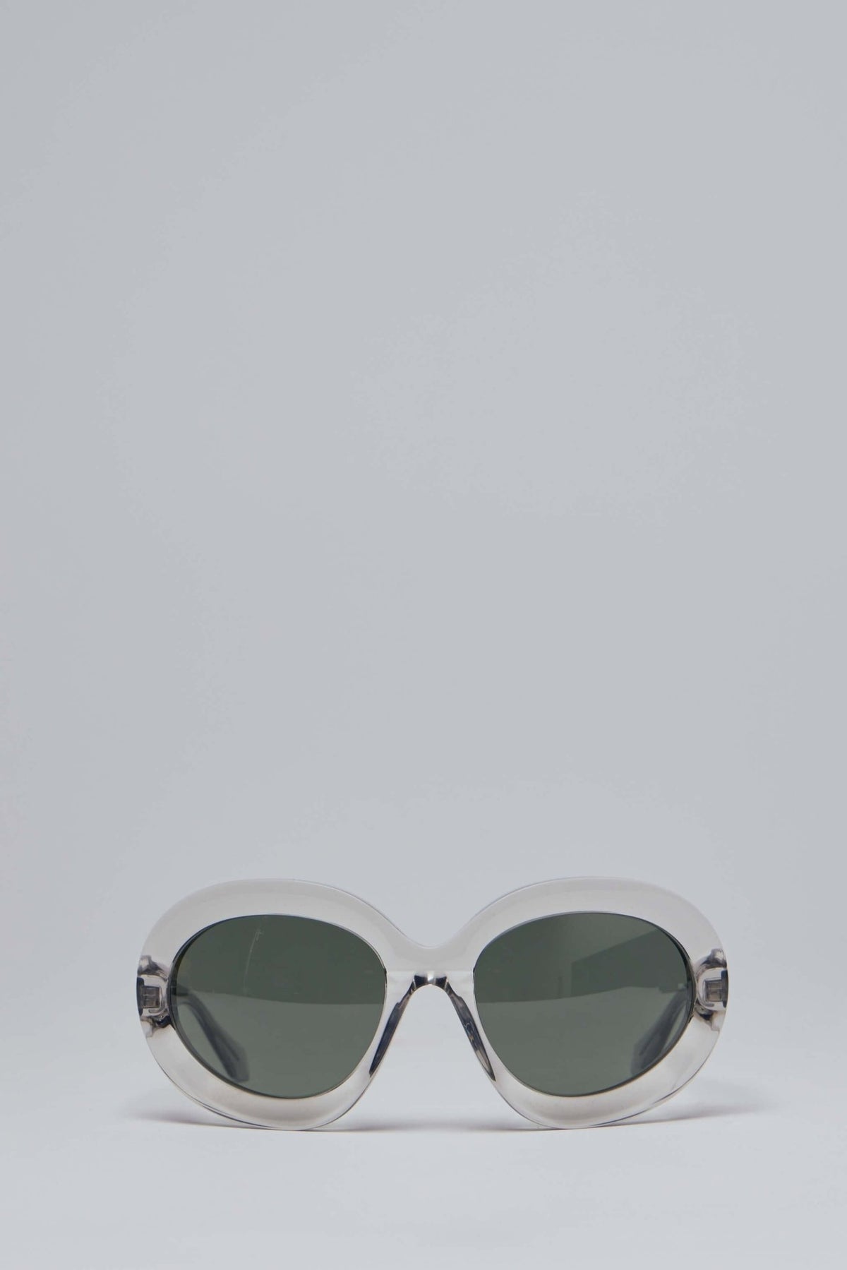 Alaïa 56mm Square Sunglasses white grey ALAÏA CHESTNUT MELTED SQUARE SUNGLASSES | ALAÏA US main image 4