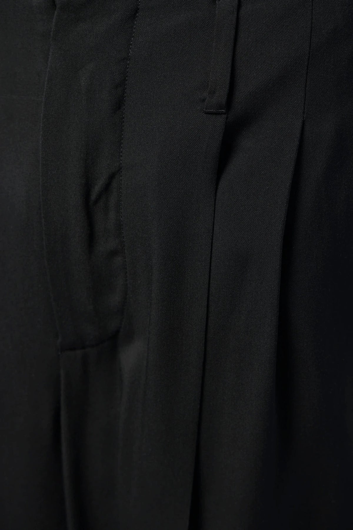 Ann Demeulemeester - Agdar Pleated Carrot Pants - LABELS