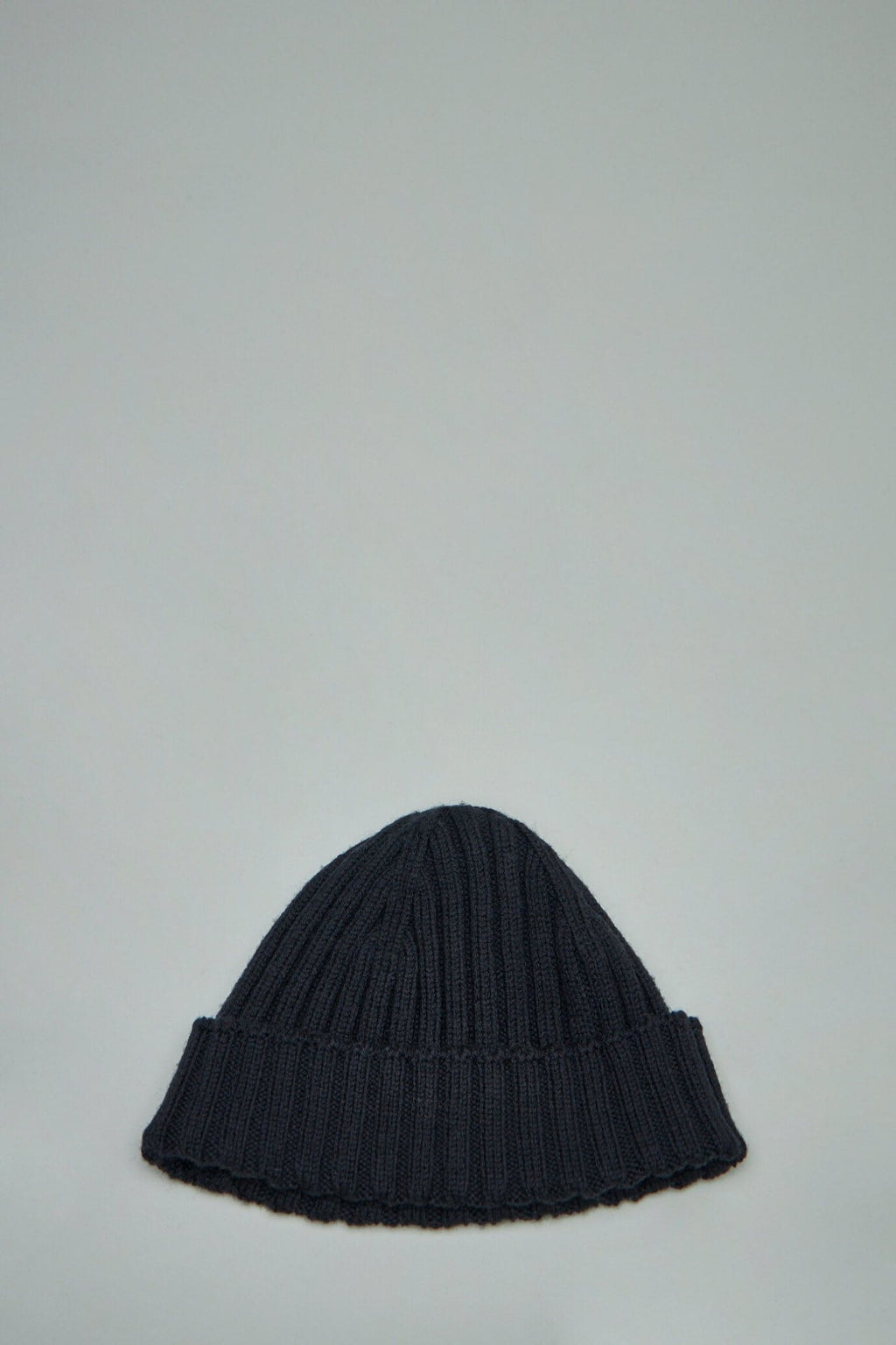 Ann Demeulemeester - Hastert Beanie Low Twisted Merino - LABELS