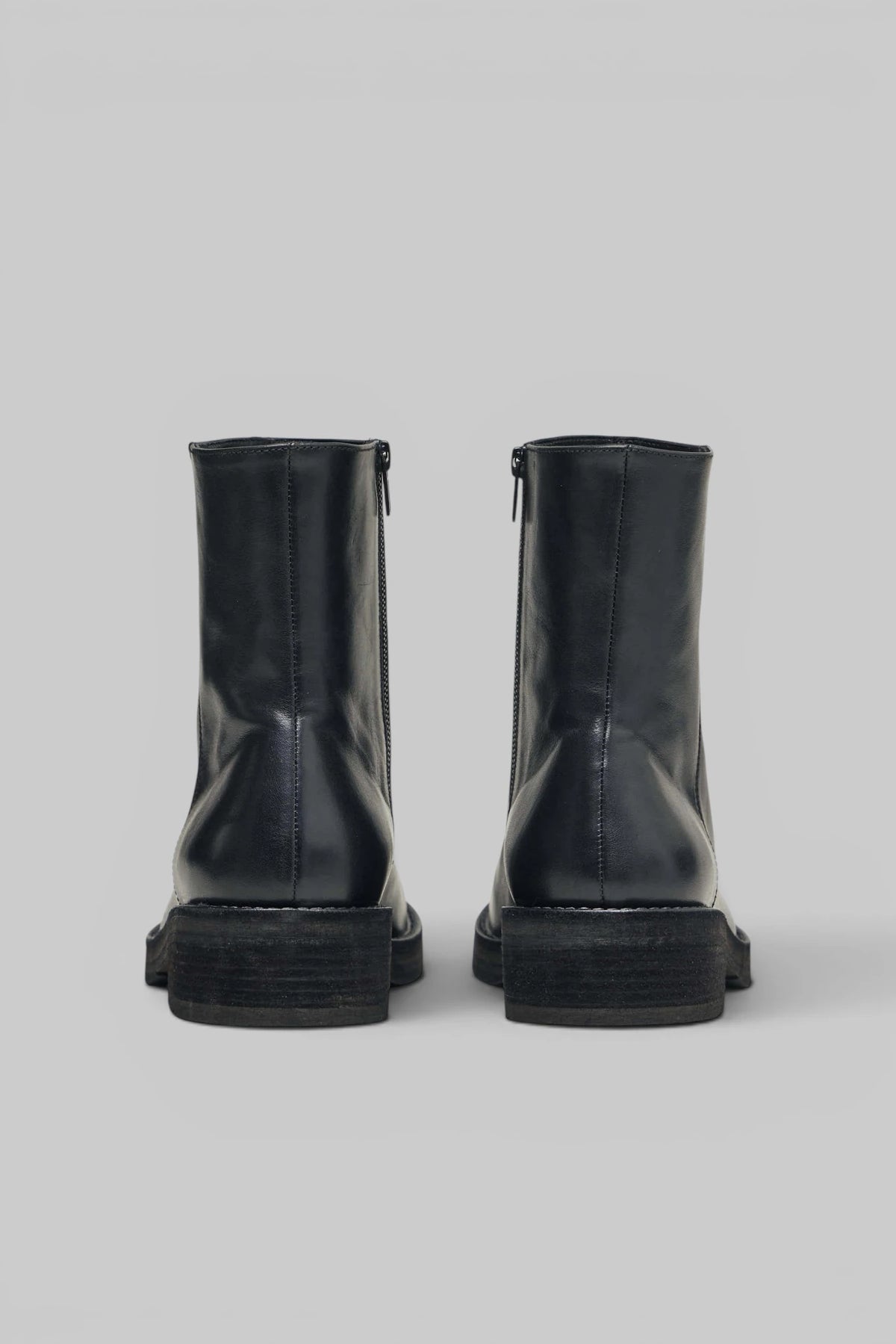 Ann Demeulemeester - Helfred Ankle Boots With Zip - LABELS