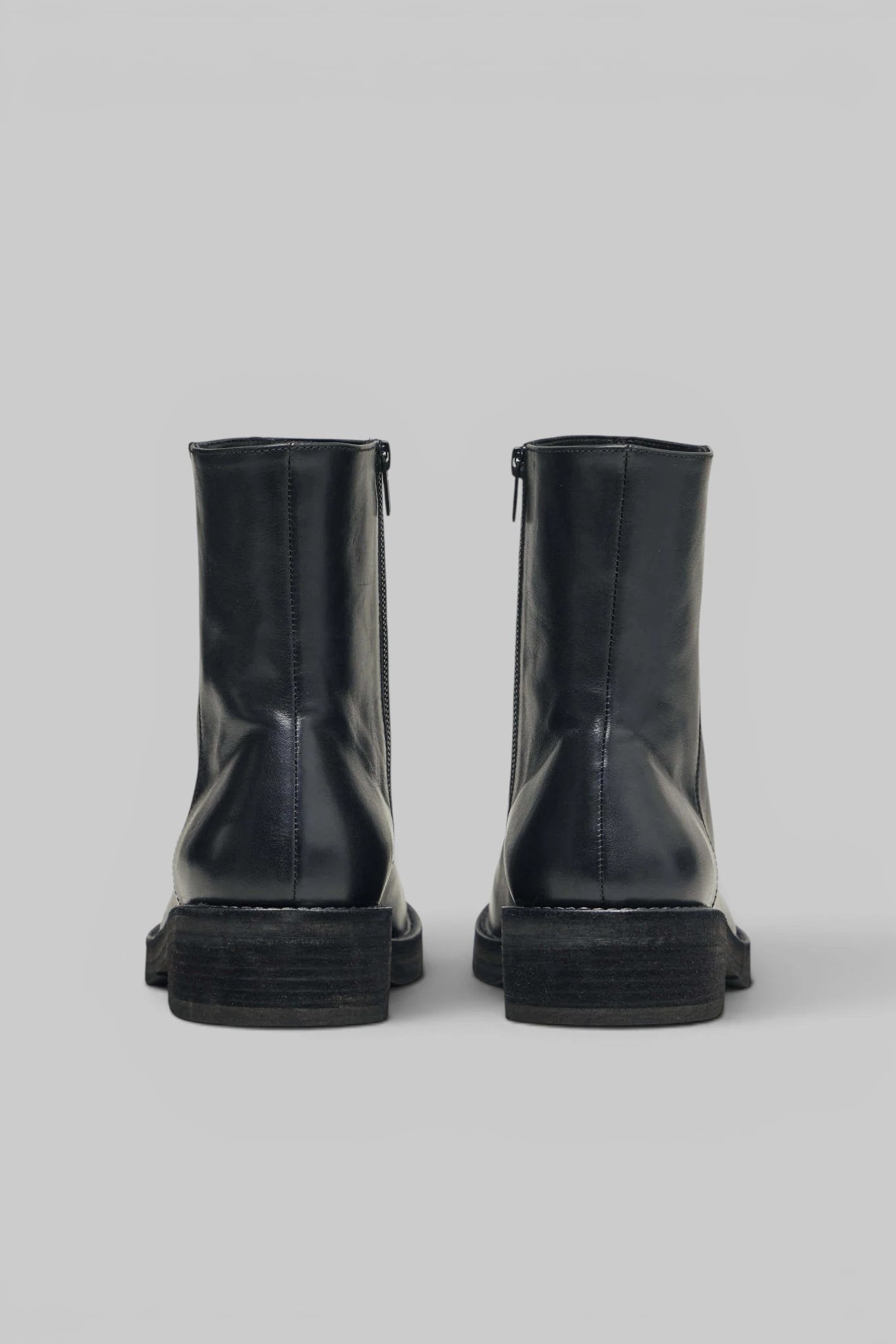 Ann Demeulemeester - Helfred Ankle Boots With Zip - LABELS