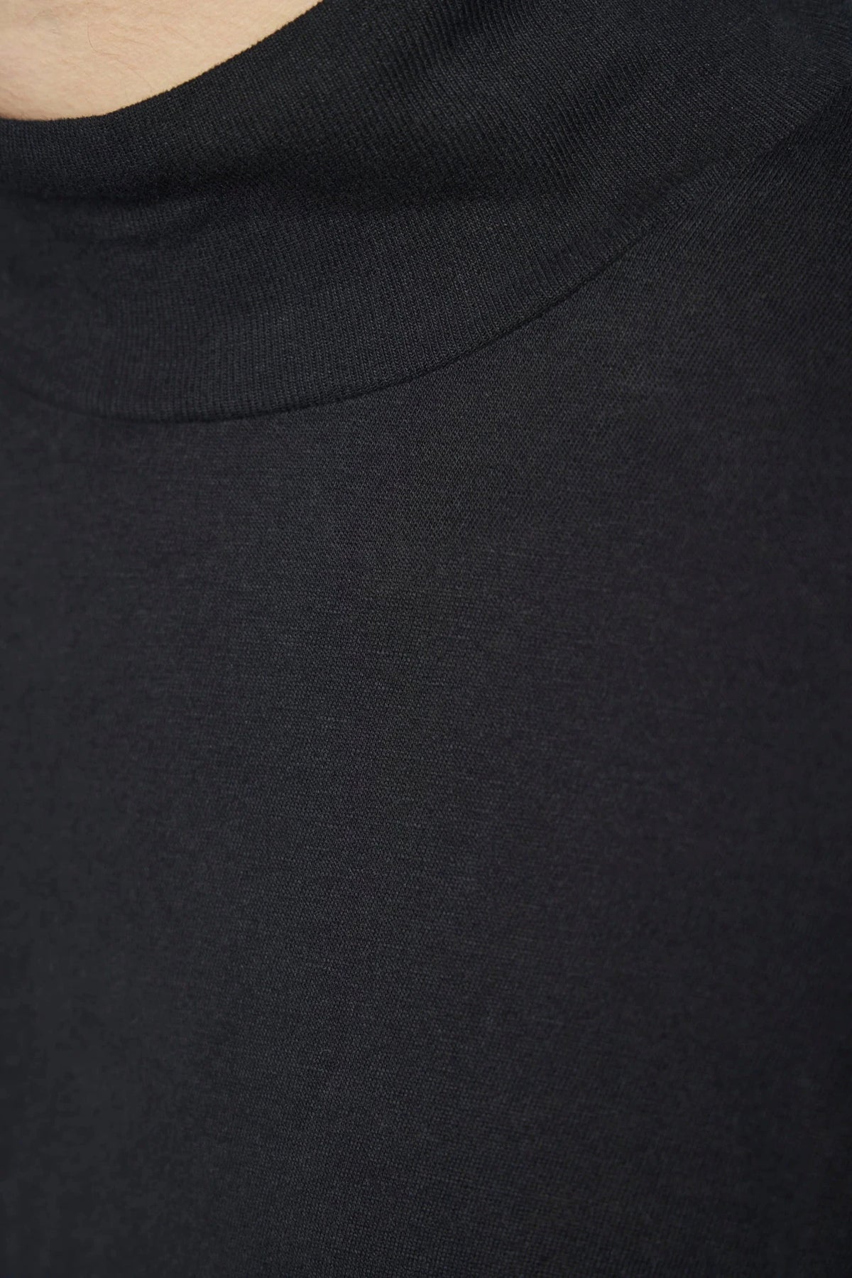 Ann Demeulemeester - Lenart Wrinkled Mock Collar Top - LABELS