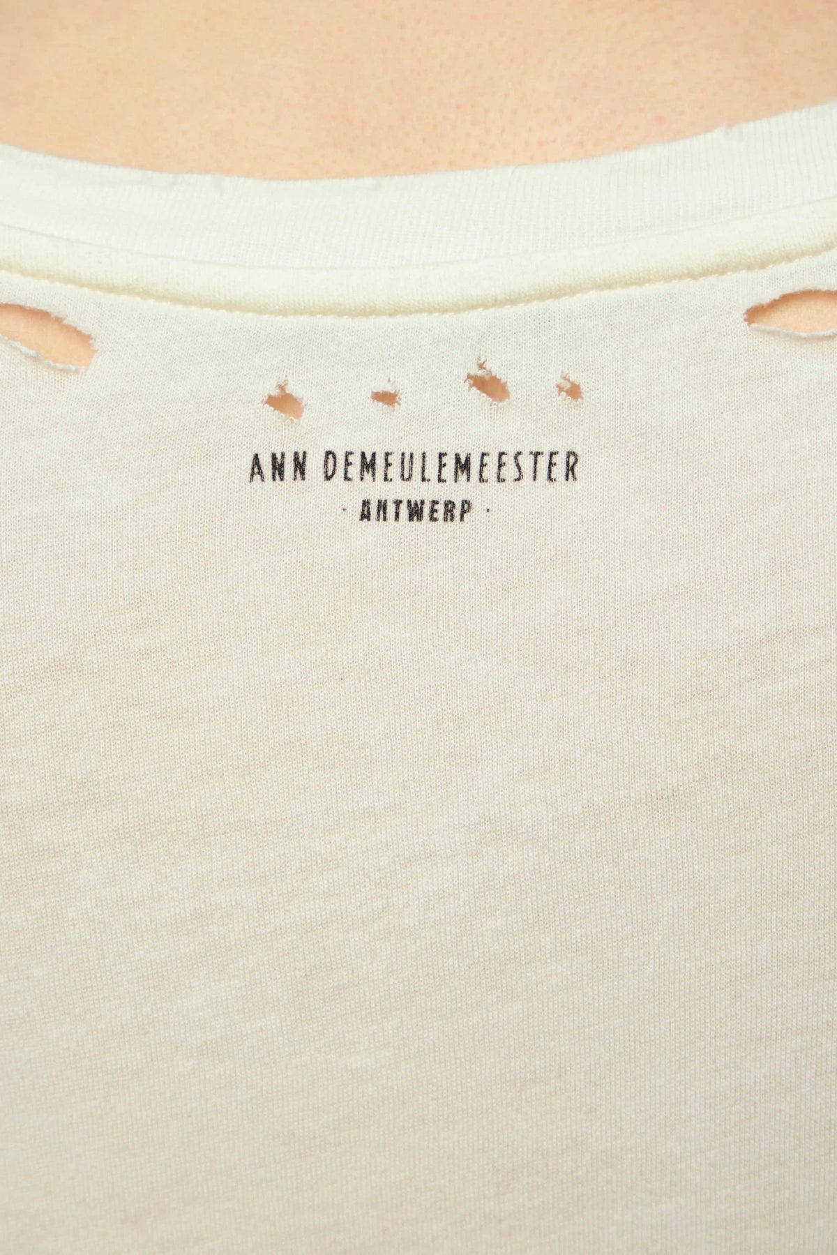 Ann Demeulemeester - Lu Relax Fit Boxy T-shirt With Portrait Print - LABELS