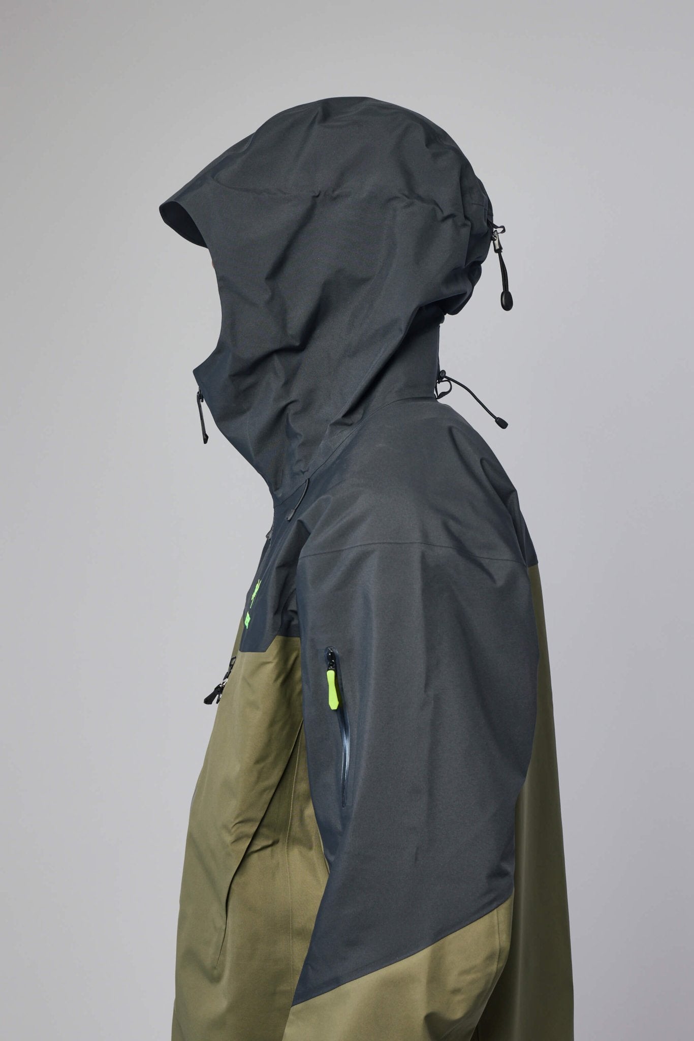 ARC'TERYX - Alpha Sv Jacket M - LABELS