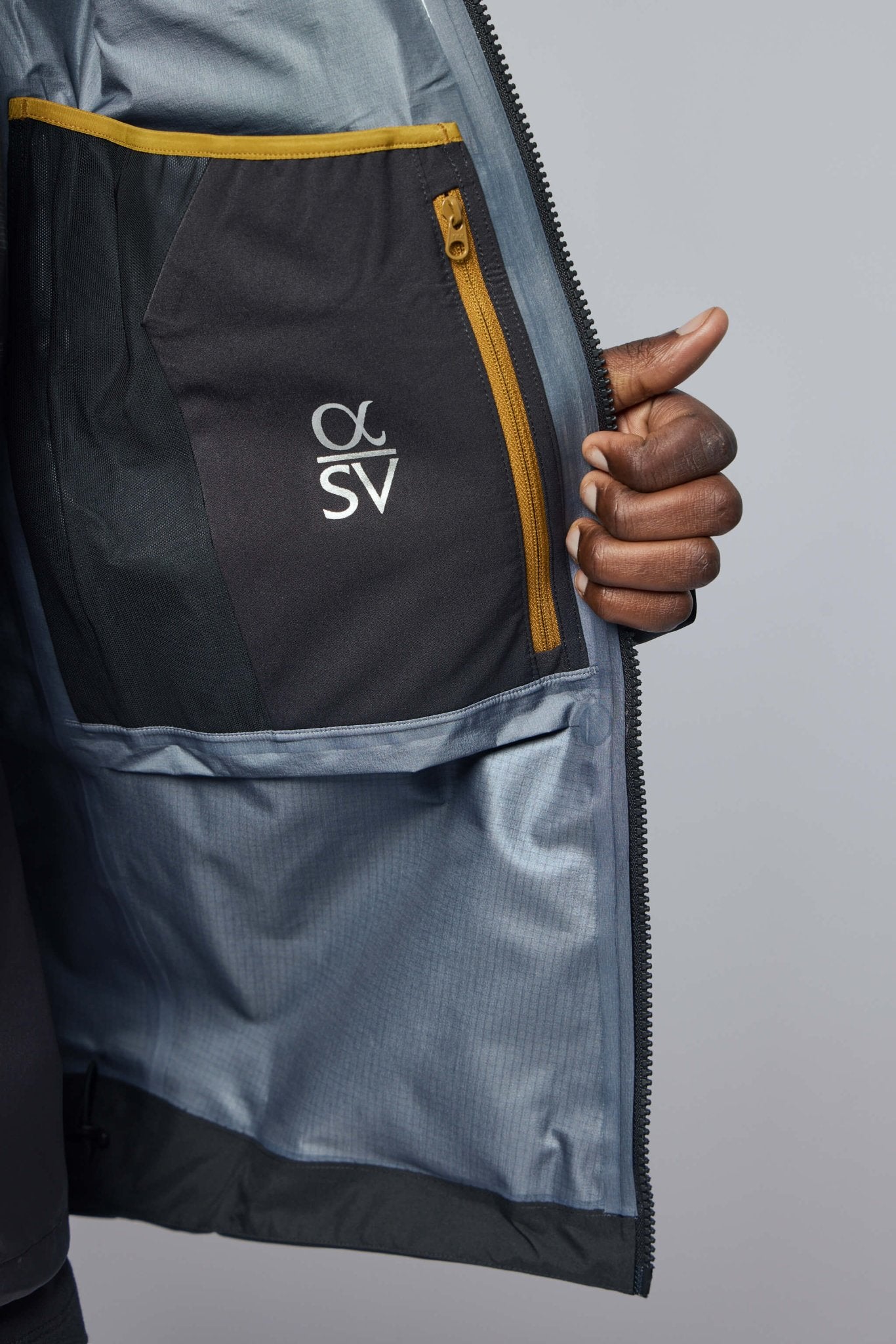 ARC'TERYX - Alpha Sv Jacket M - LABELS