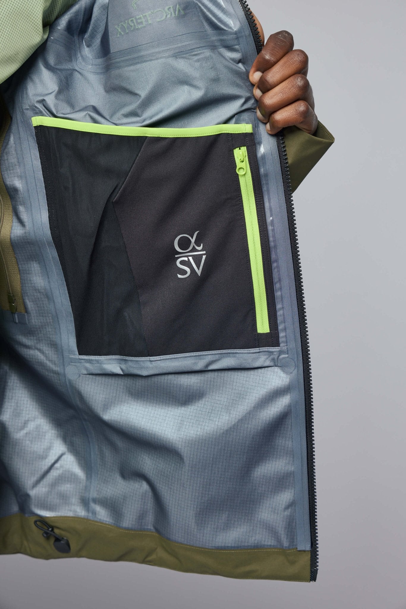 ARC'TERYX - Alpha Sv Jacket M - LABELS