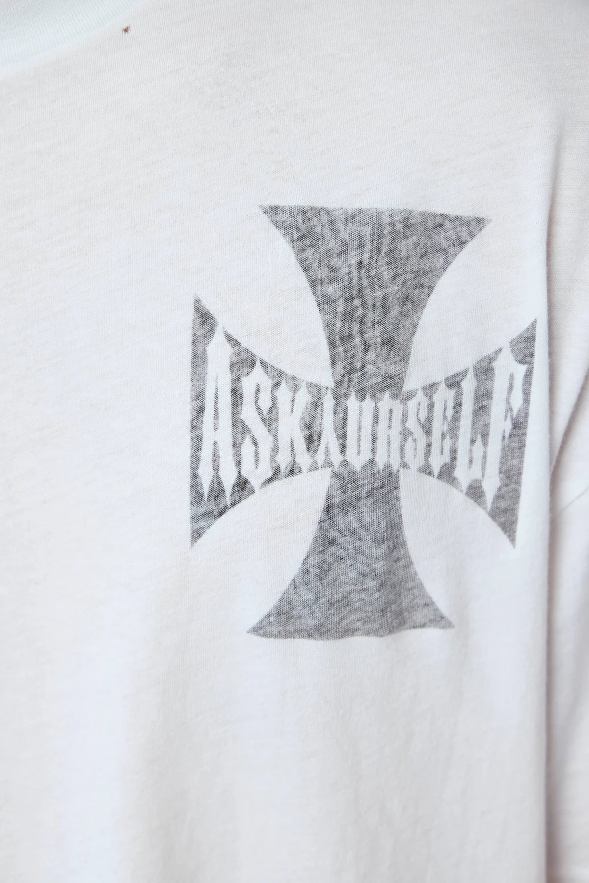 Askyurself cotton t-shirt short sleeve detail shot