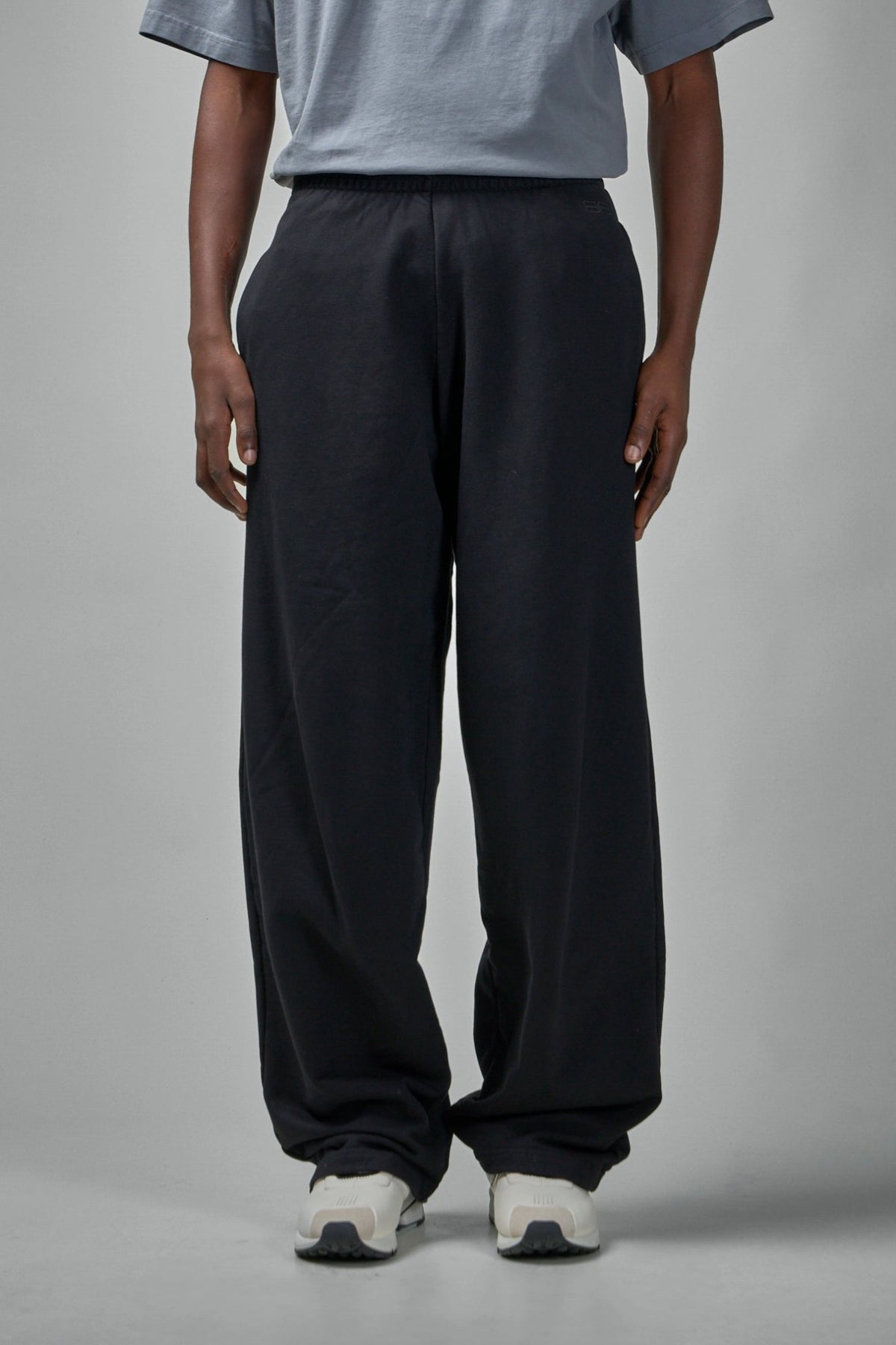 Balenciaga Track Pants - BB Garderobe Baggy Style – LABELS