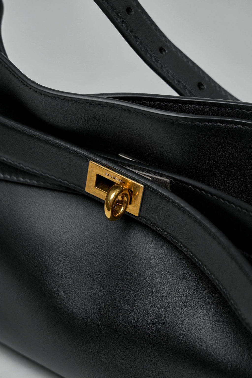 Balenciaga - Bel Air Shoulder Bag Small - LABELS