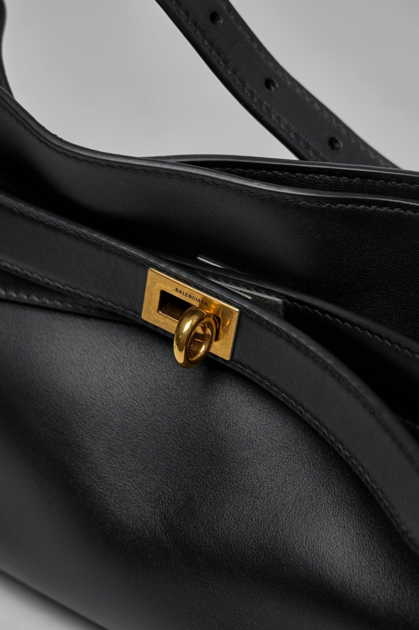 Balenciaga - Bel Air Shoulder Bag Small - LABELS