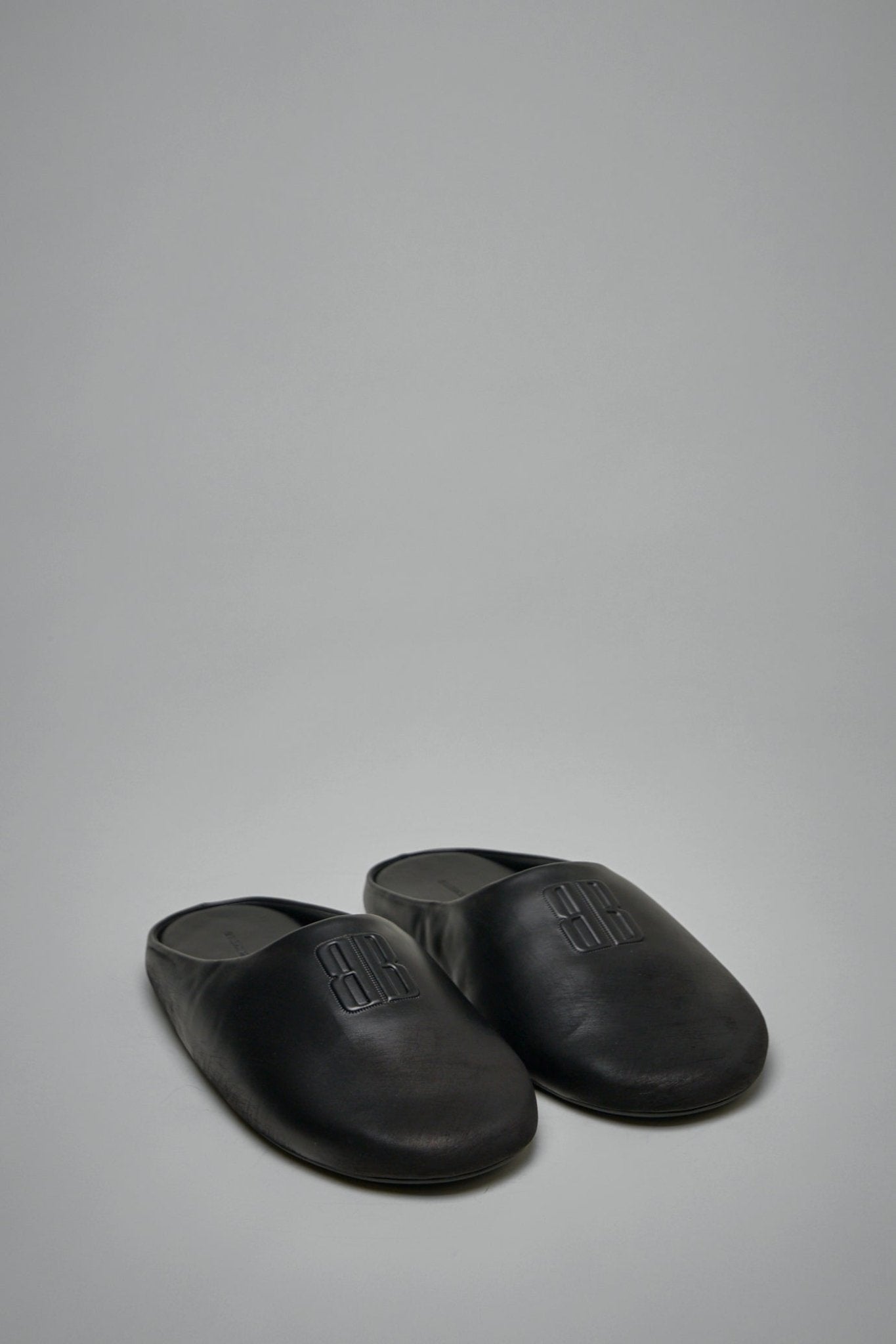 Balenciaga - Château Mule Flat - LABELS