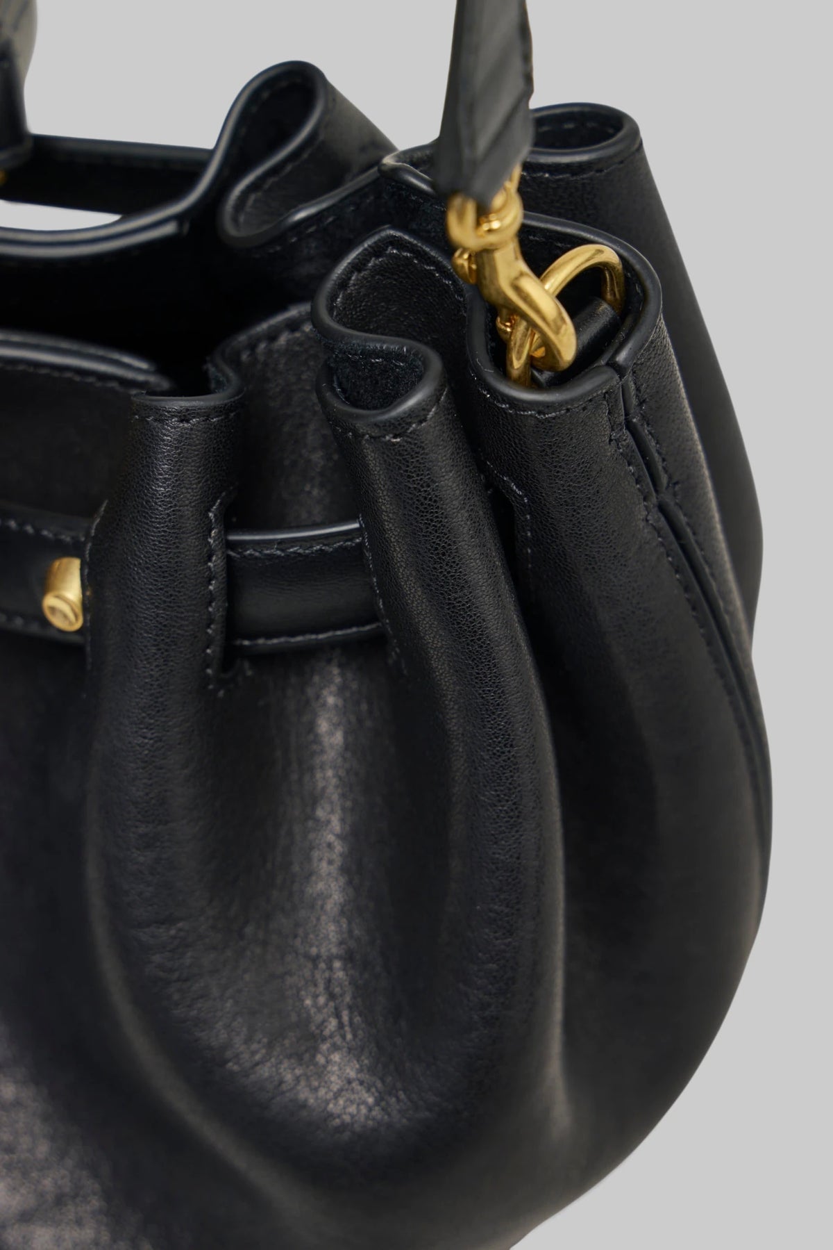 Balenciaga - Fan Carryall S - LABELS